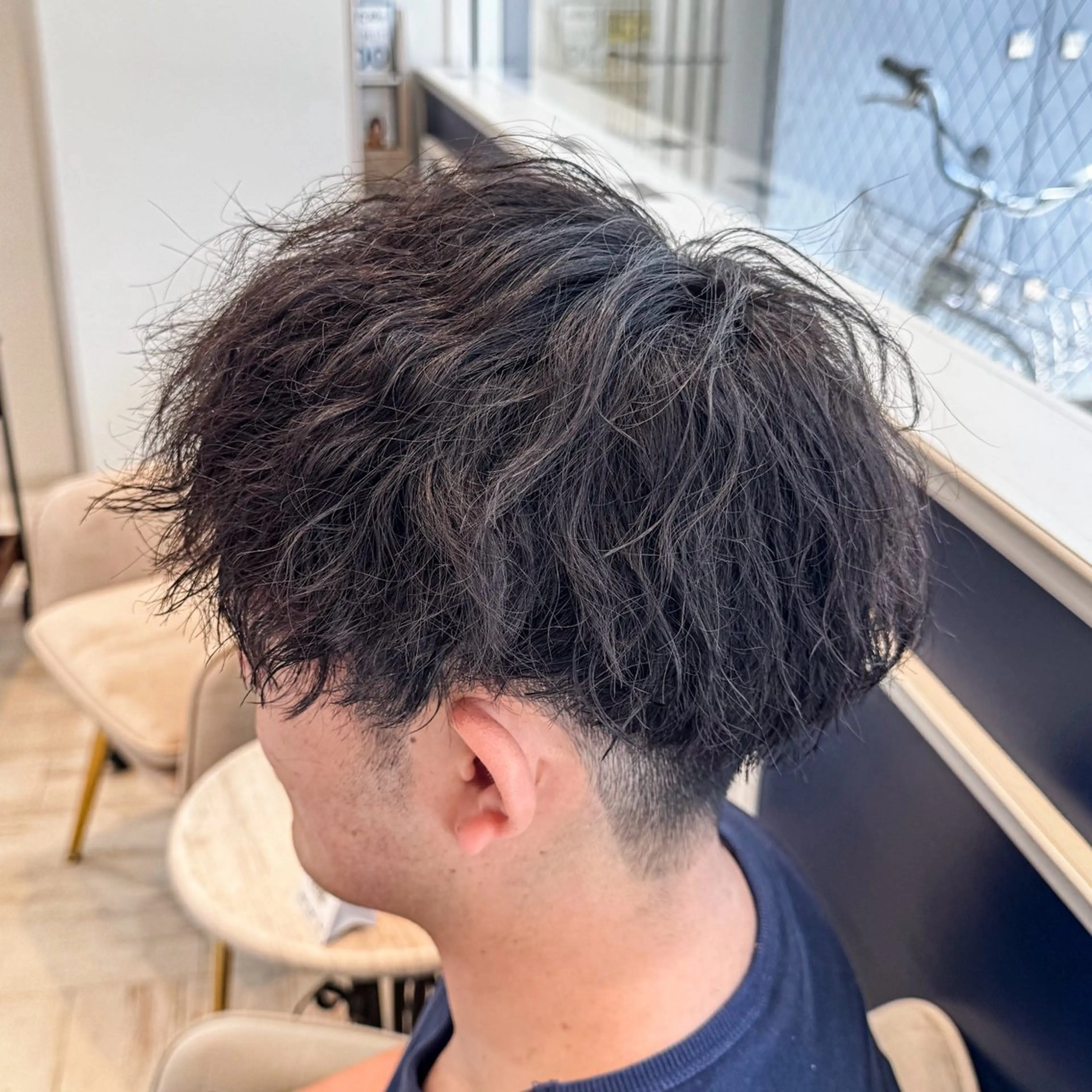 ショート パーマ メンズ メンズパーマ ツイストスパイラルパーマ スパイラルパーマ カット 吉田 新平のヘアスタイル