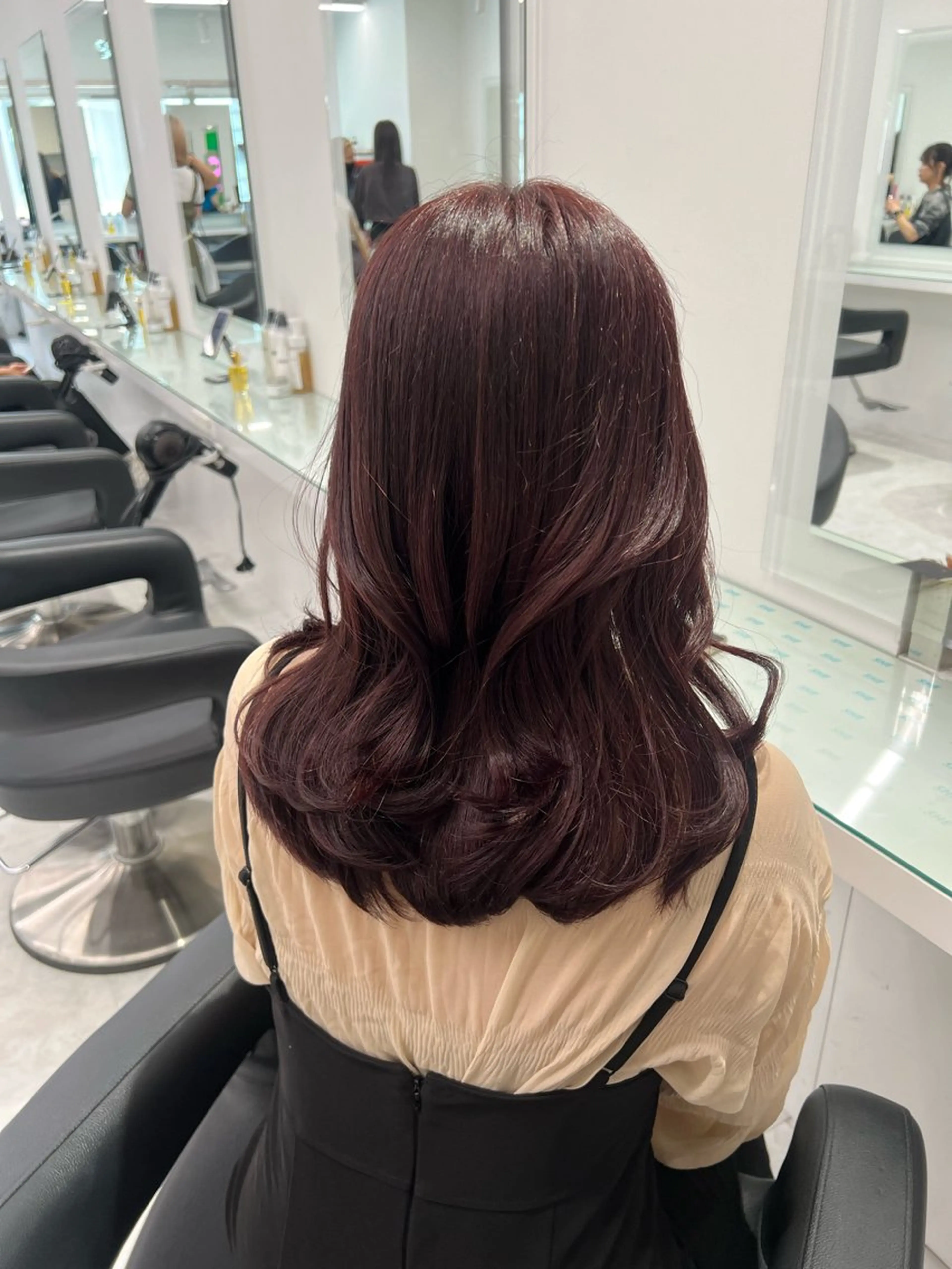 カラー ヘアカラー トリートメント ブリーチなし透明感 💗RYOTAのヘアスタイル