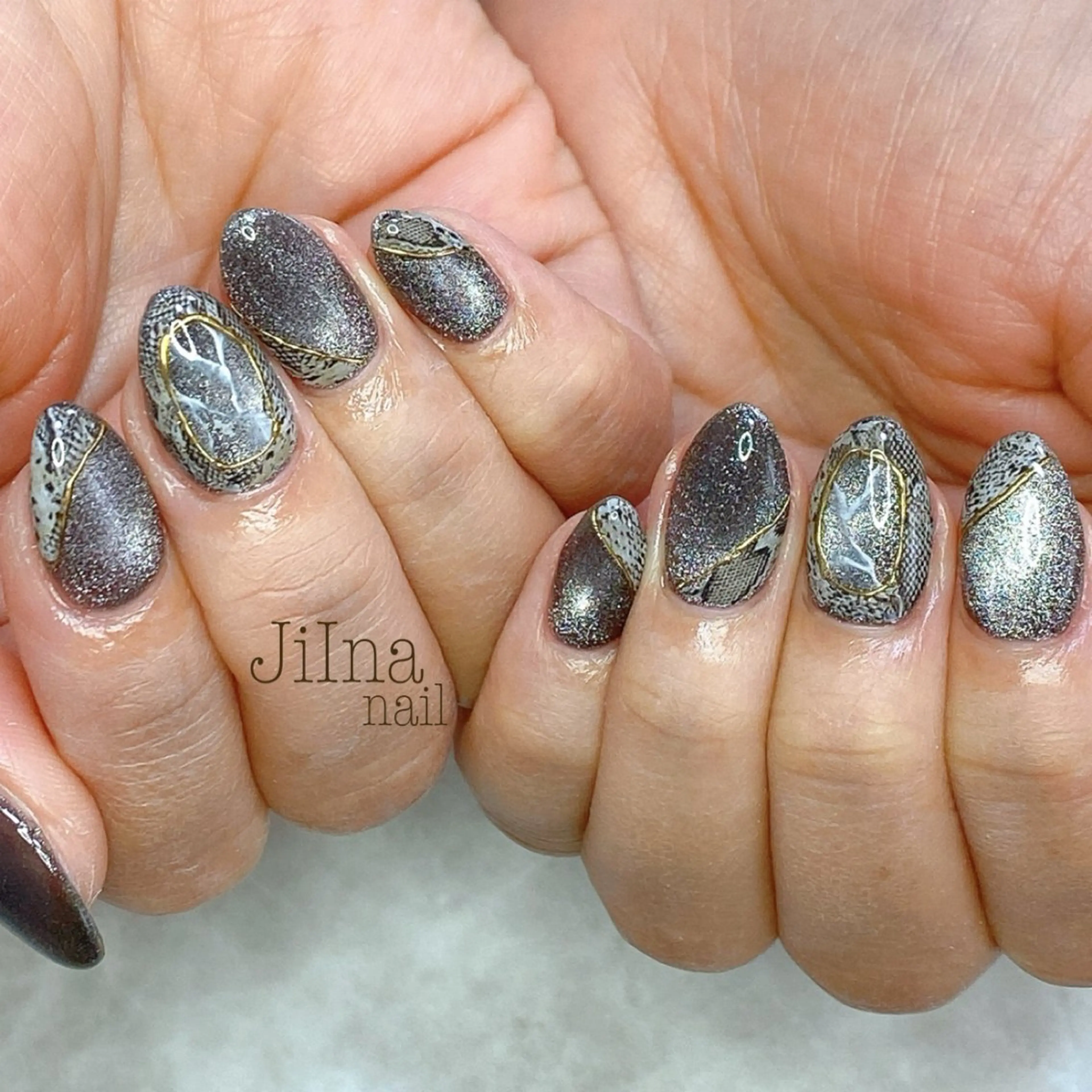 ネイル JiIna nailのネイルデザイン