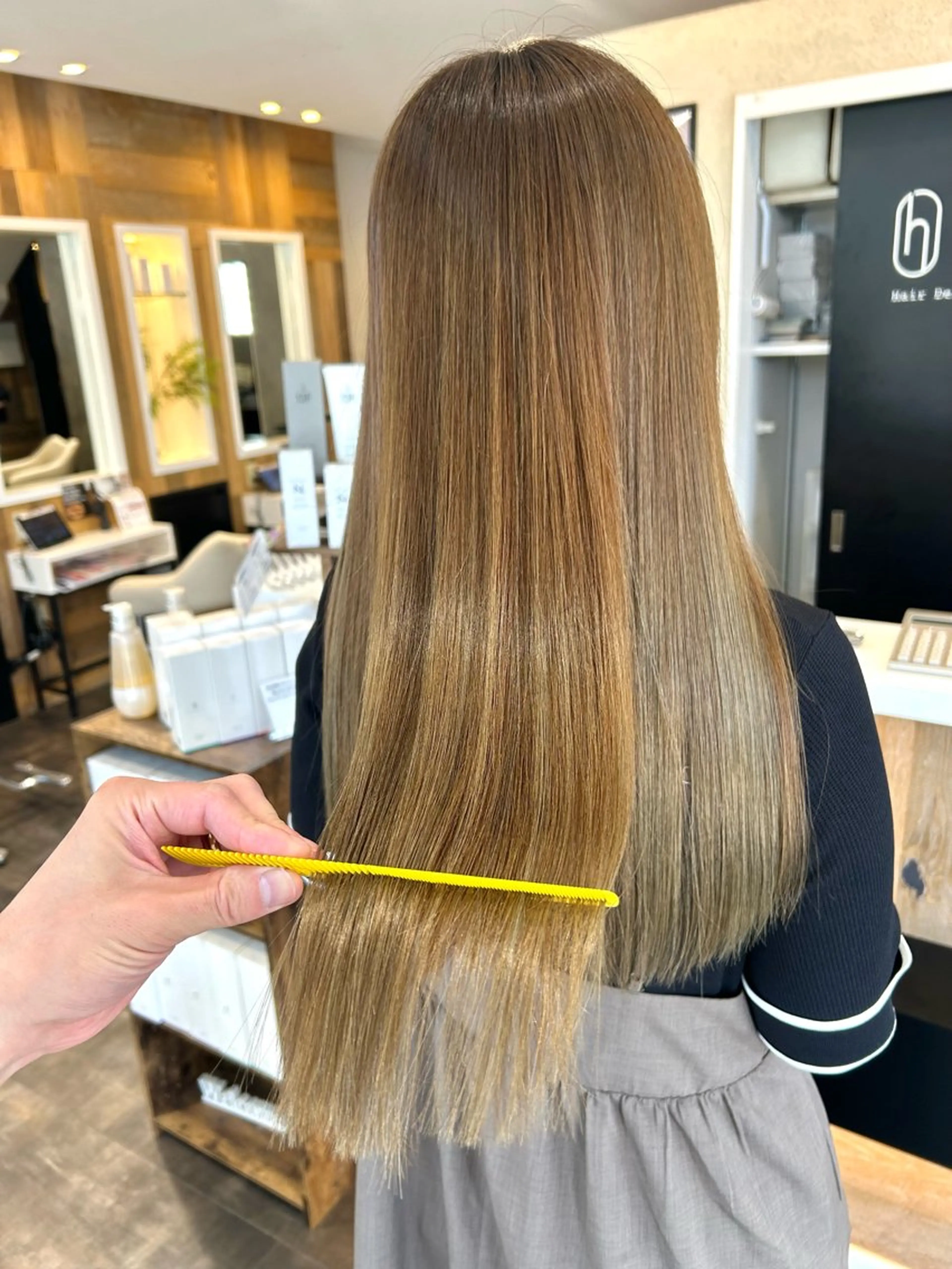 ロング カット ヘアカラー トリートメント モデル募集中✂︎ Happis ハピスのヘアスタイル