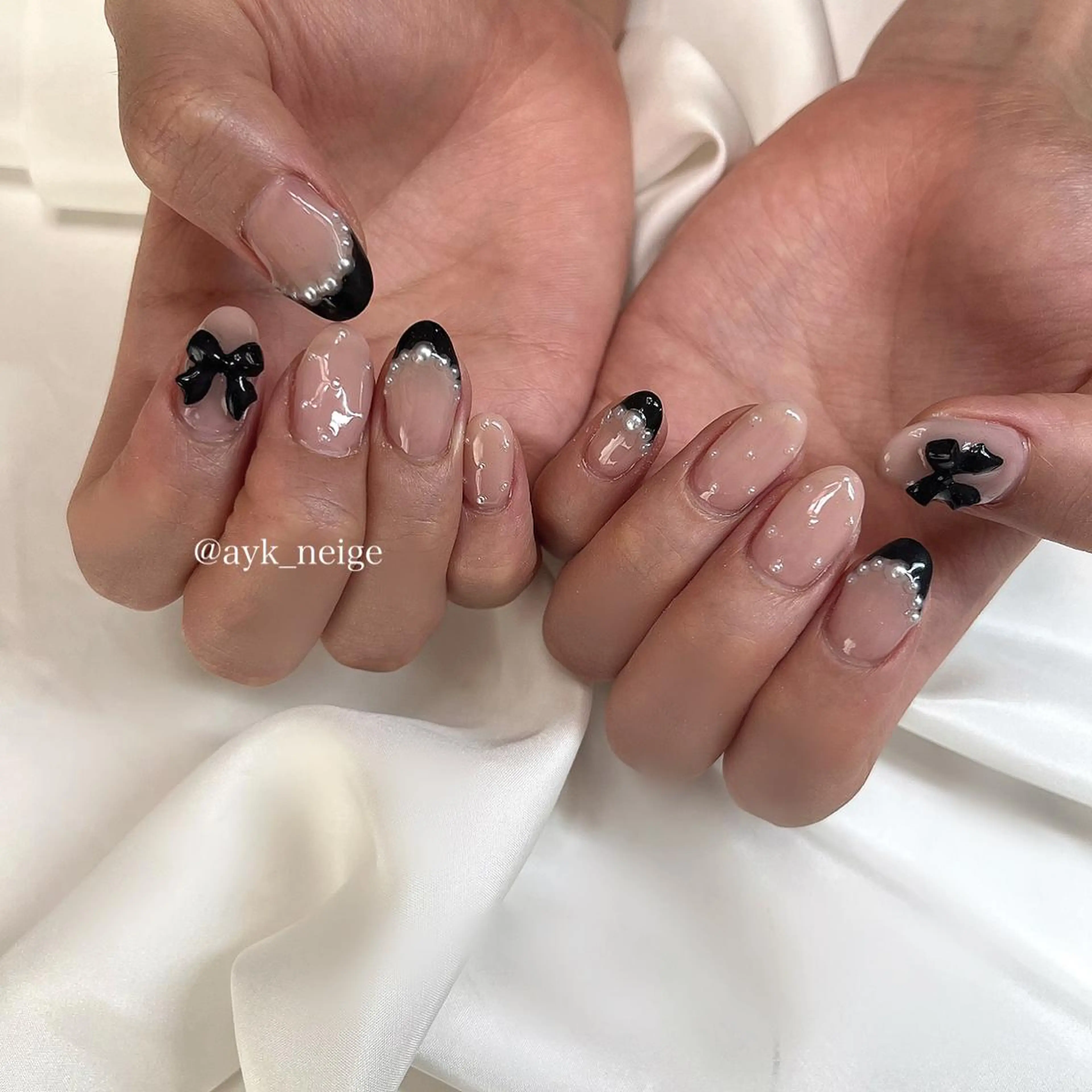 ネイル フットネイル グラデーション キラキラネイル 韓国ネイル マグネットネイル n'eige nail所属・大谷 綾香のネイルデザイン