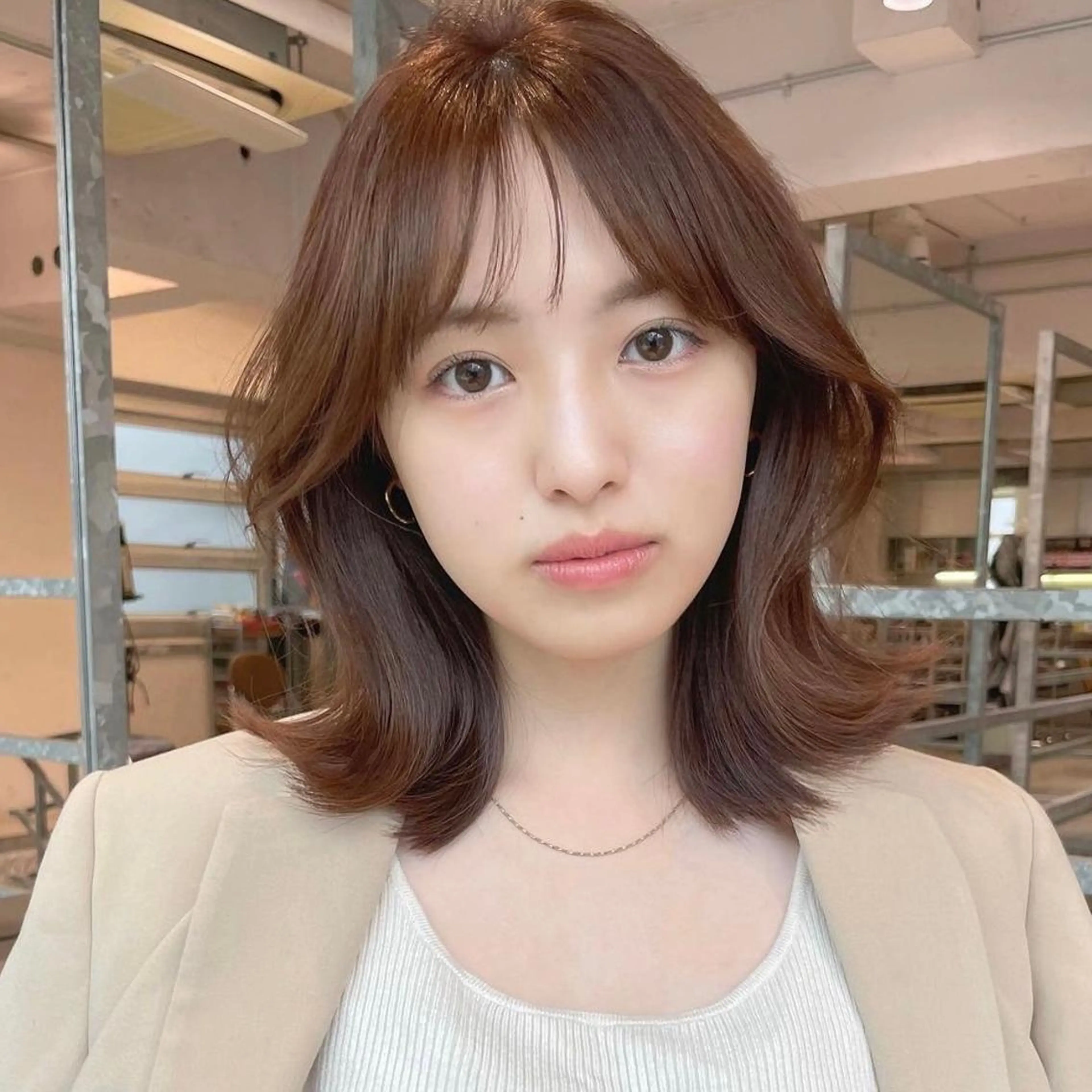 ミディアム くびれヘア 森山 佳小里/カラー /似合わせカットのヘアスタイル