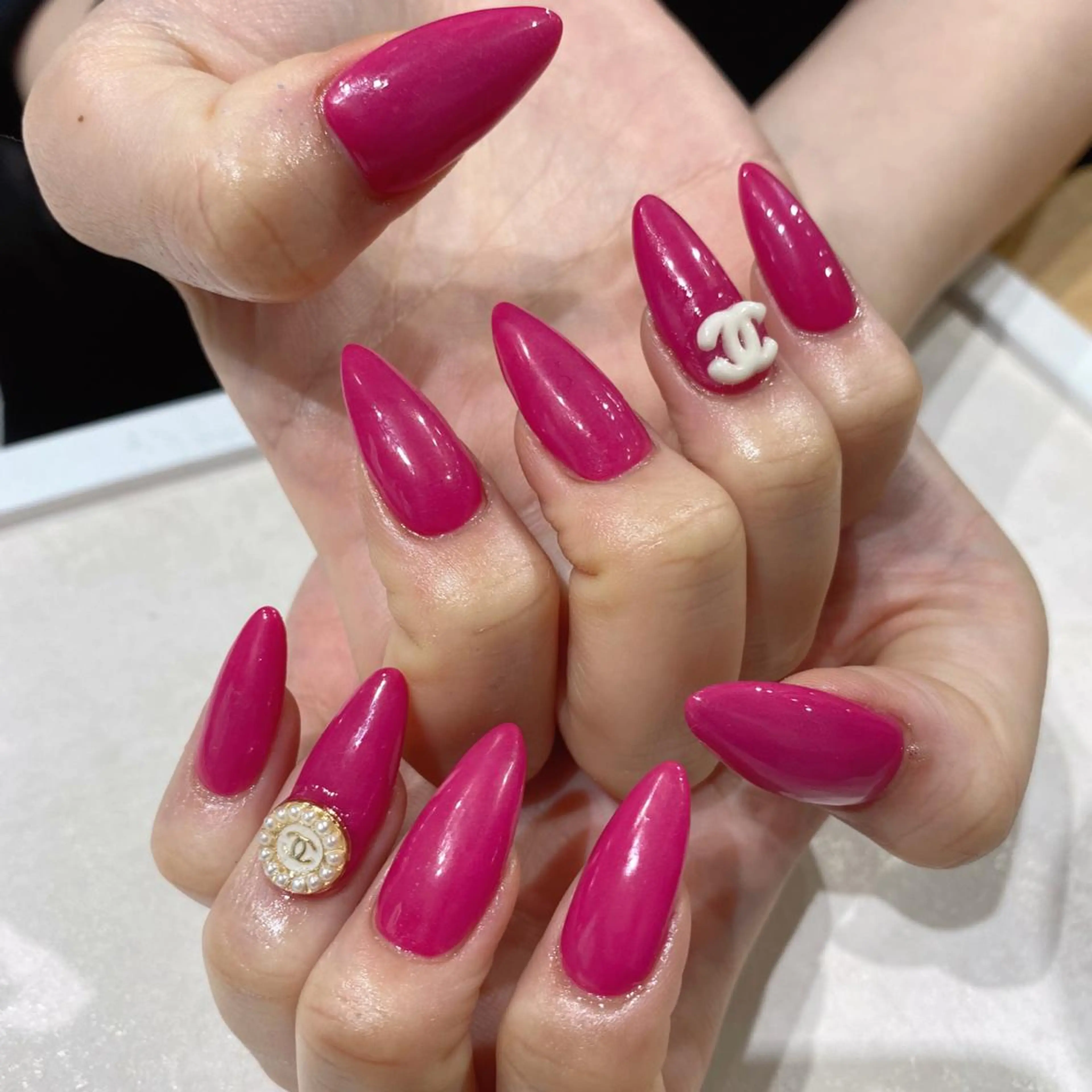 セミロング ハンドネイル Nail R💫 naoのネイルデザイン
