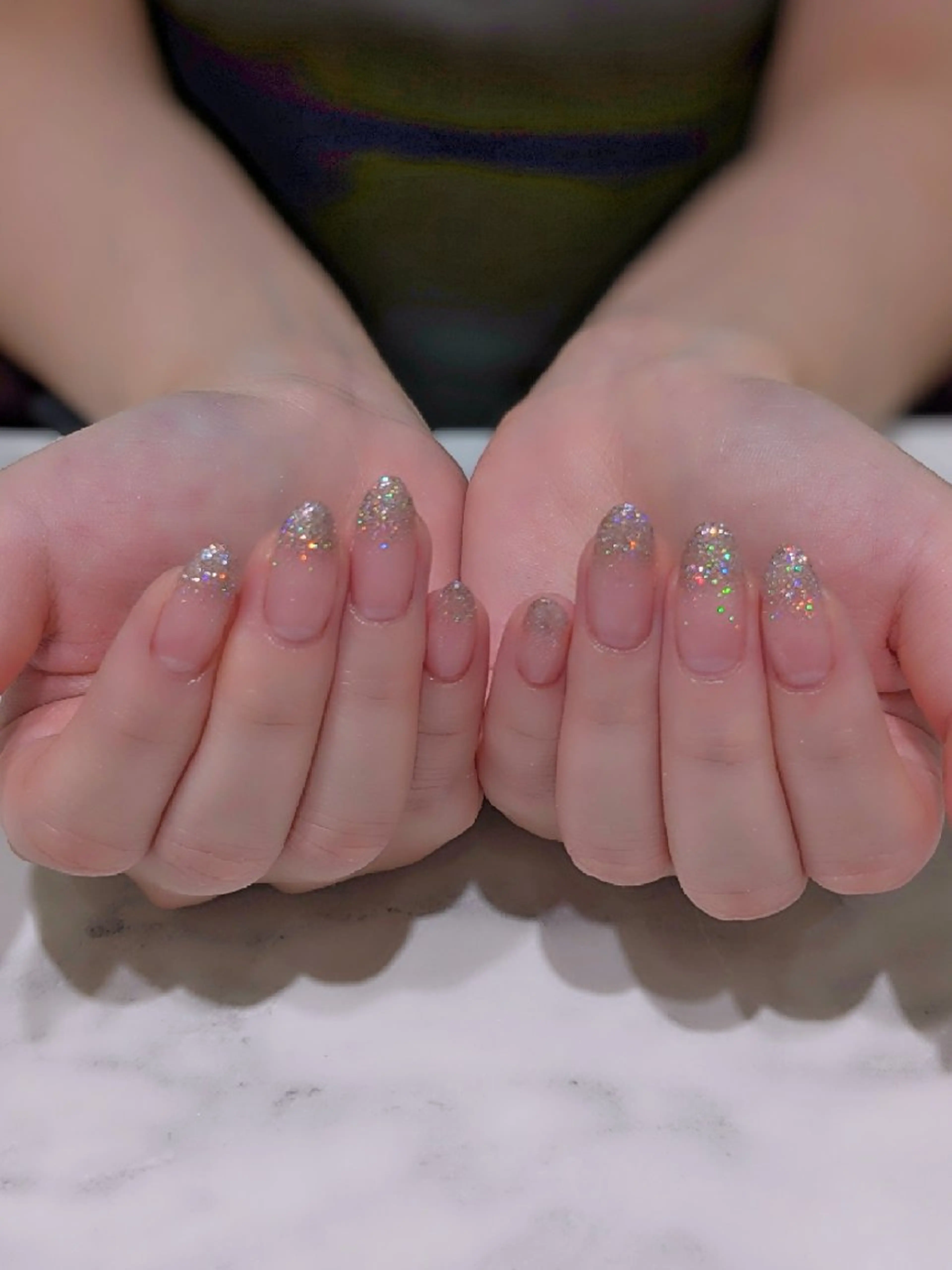 ネイル グラデーション キラキラネイル ラメ(グリッター) ラメグラデーション abbie蒲田所属・abbie mibeのネイルデザイン