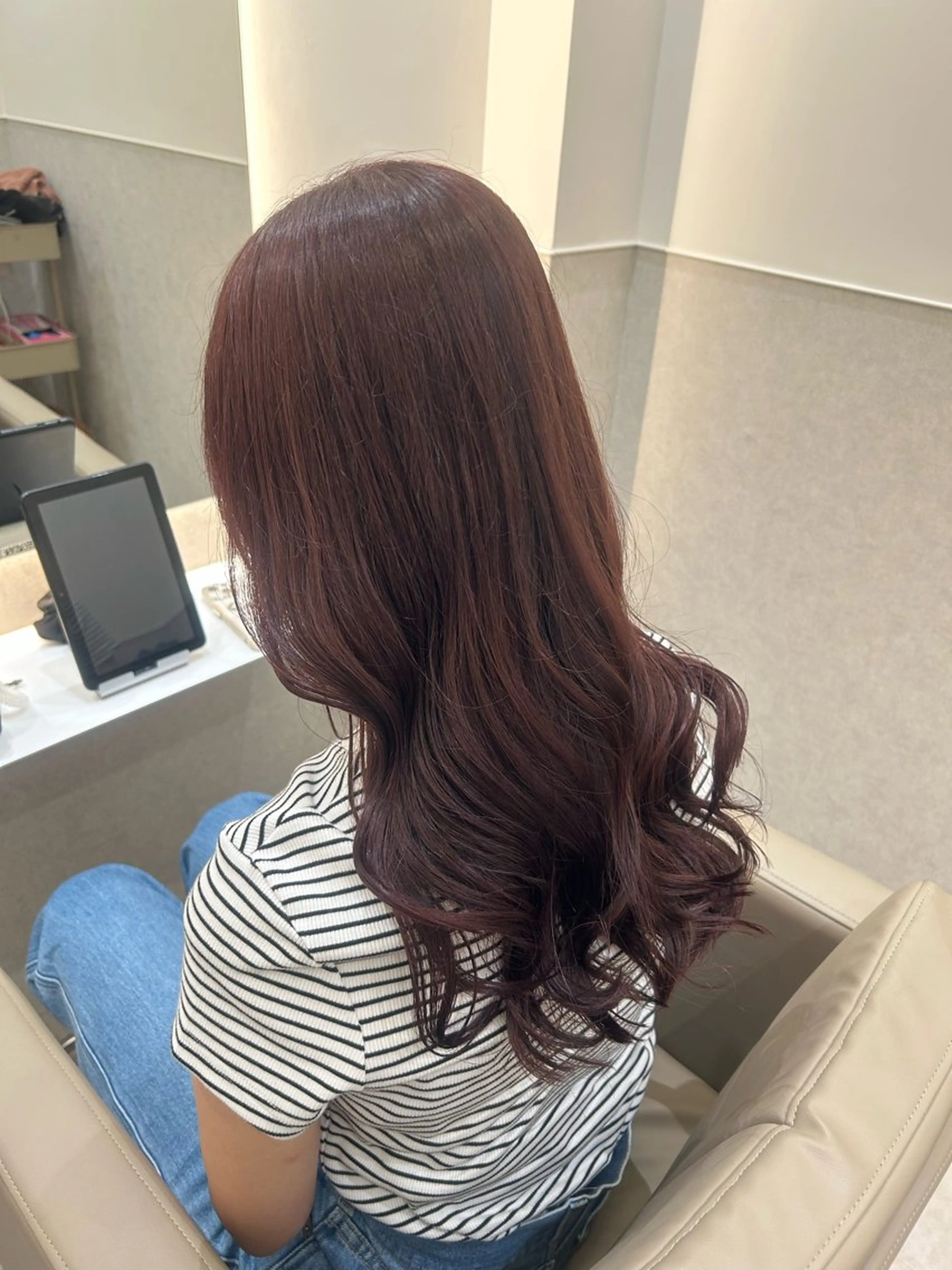 ロング ピンクブラウン カット ヘアカラー 艶髪ストレート/ 透明感カラー/ひよりのヘアスタイル