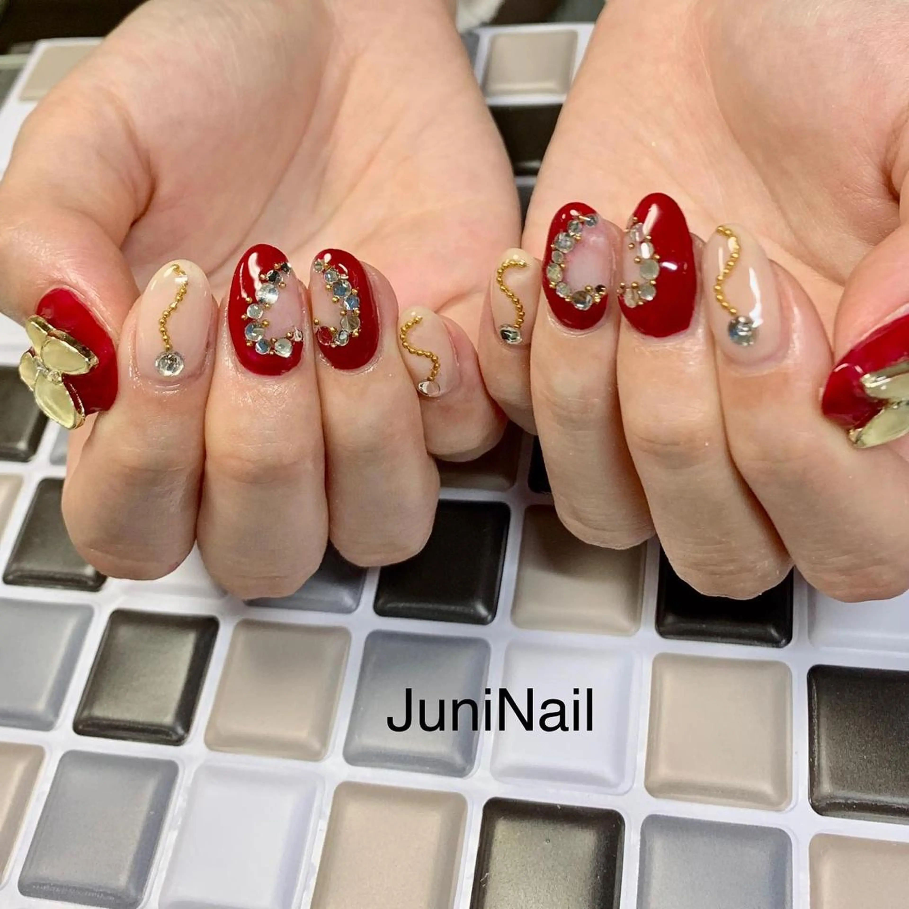 ネイル オーロラネイル クリアネイル フラッシュネイル フレンチネイル 氷ネイル・うるうるネイル ハンドネイル JuniNail 주니네일🇰🇷suのネイルデザイン