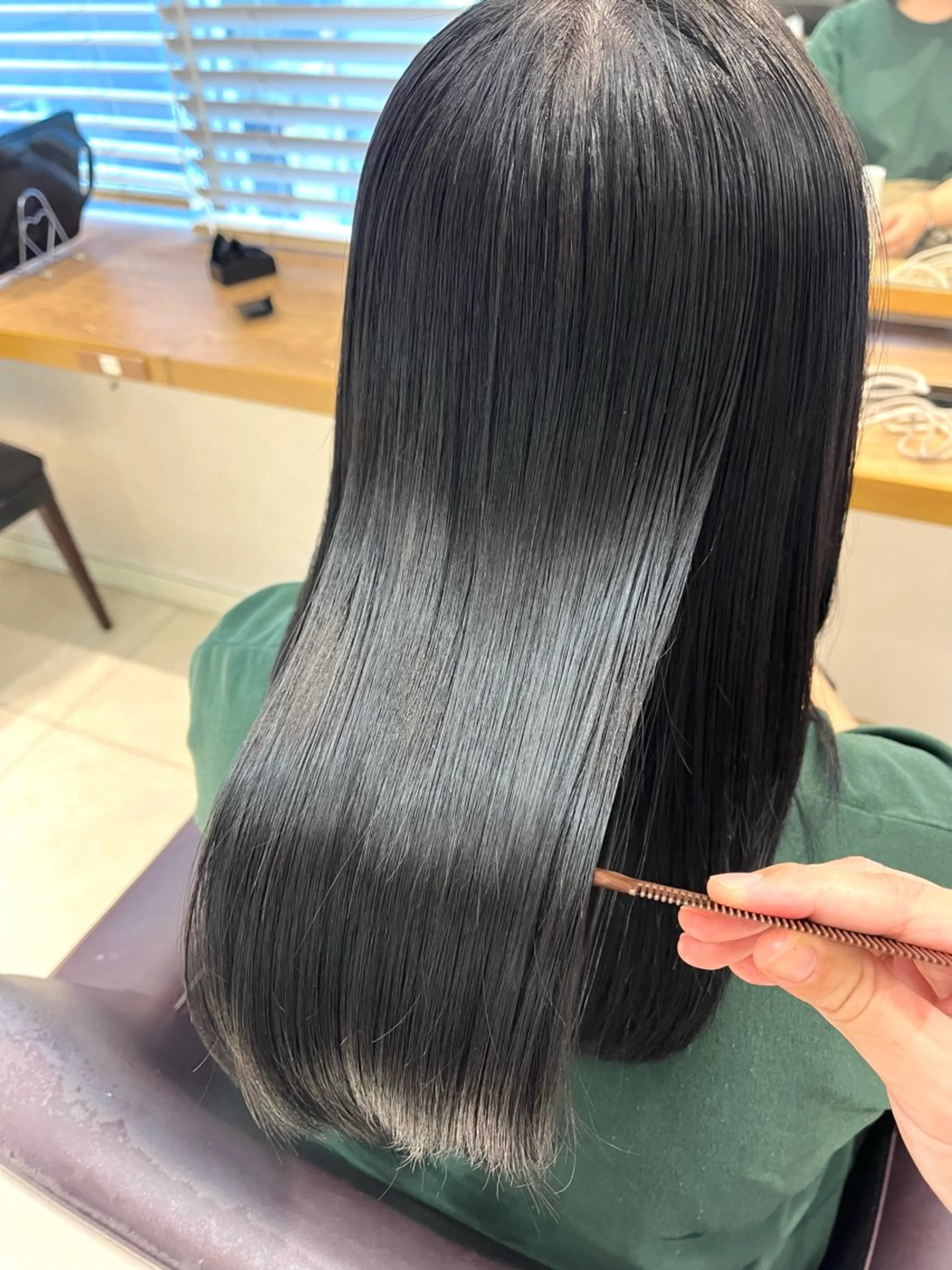 ミディアム カラー 黒髪 カット ヘアカラー 透明感カラー/ 髪質改善/着付けのヘアスタイル