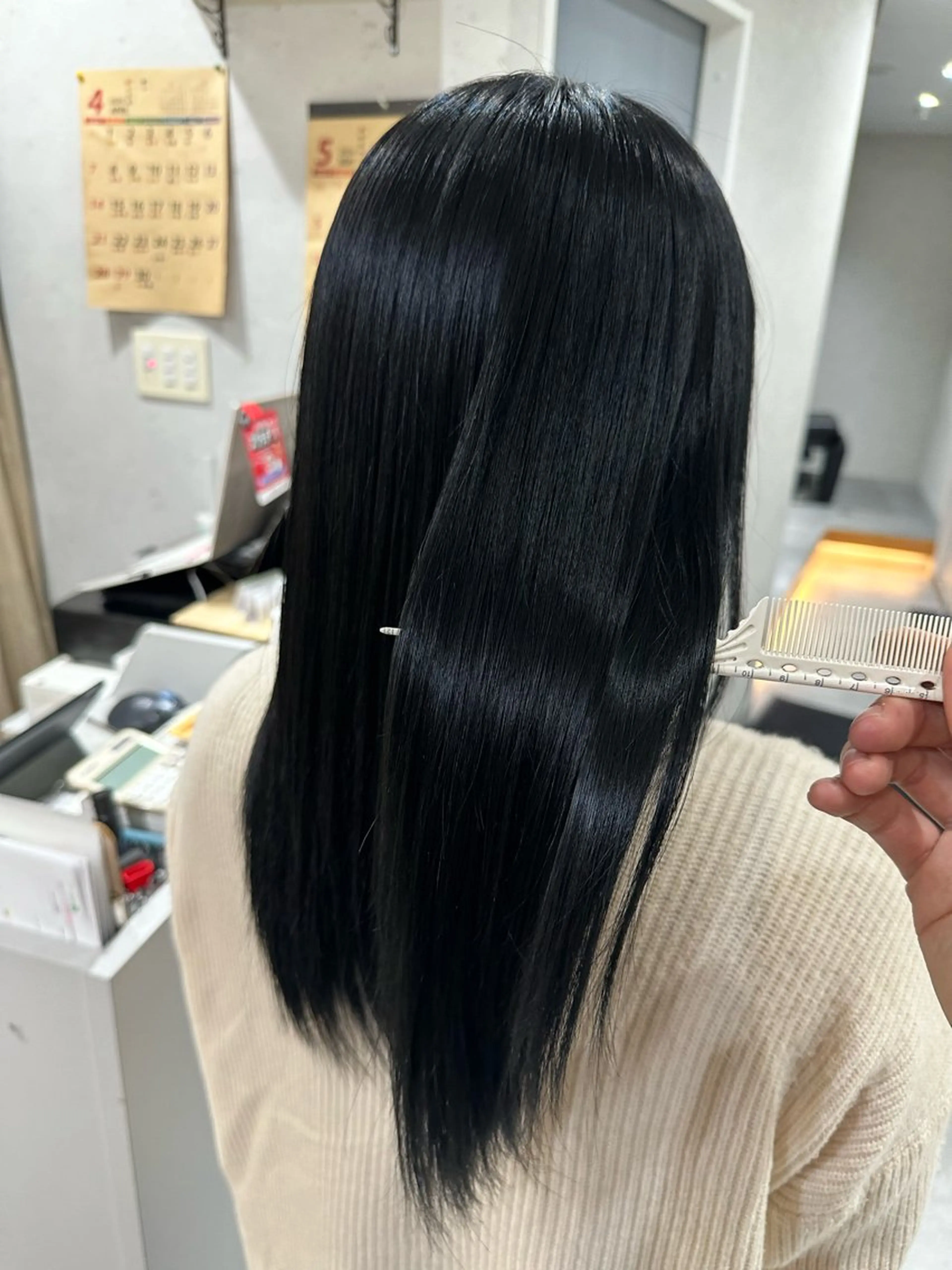 ロング JOS所属・上野/エフェクトブリ ーチ✂︎touiのヘアスタイル