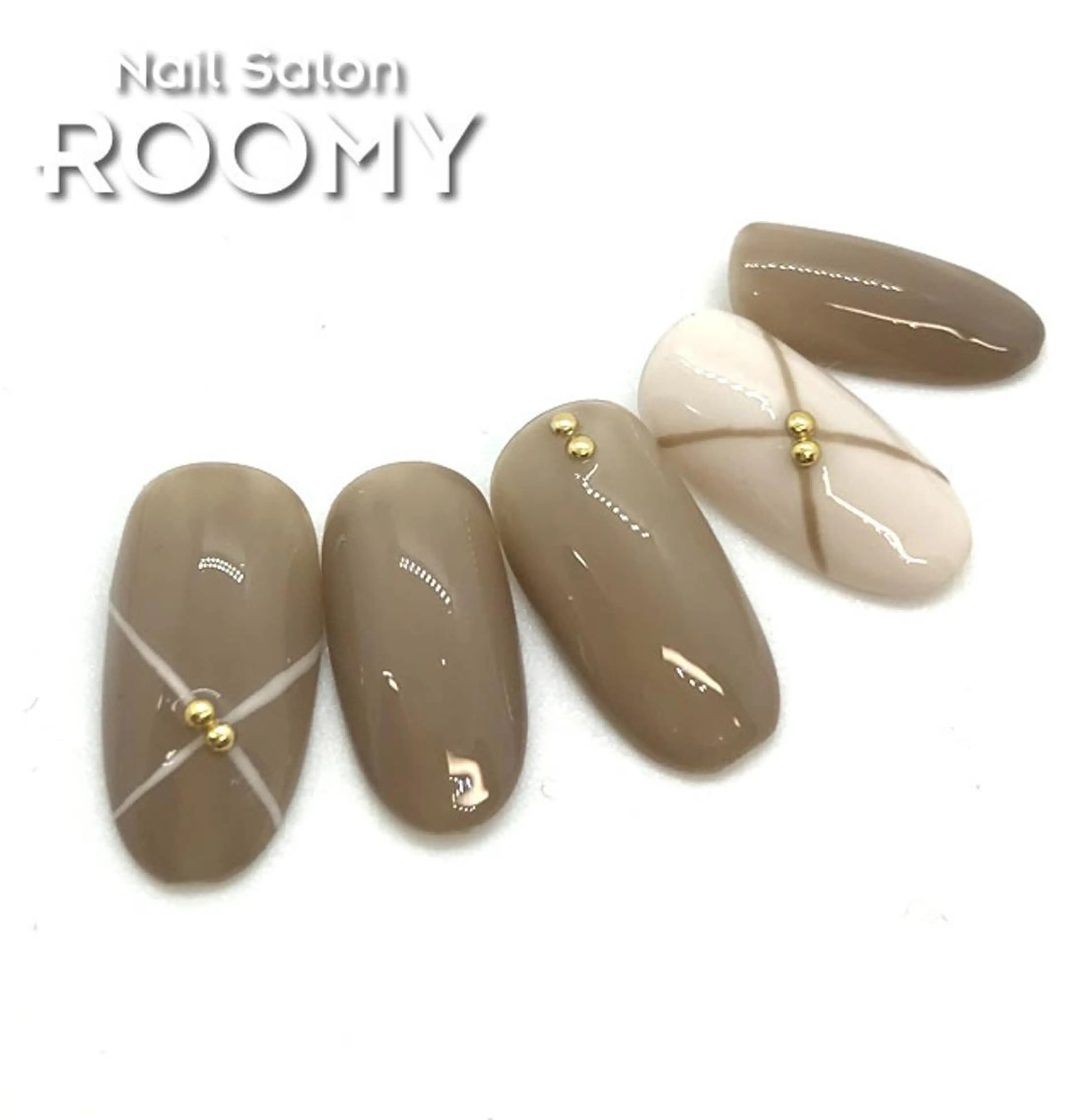 ネイル カジュアル イワサキ  のネイルデザイン