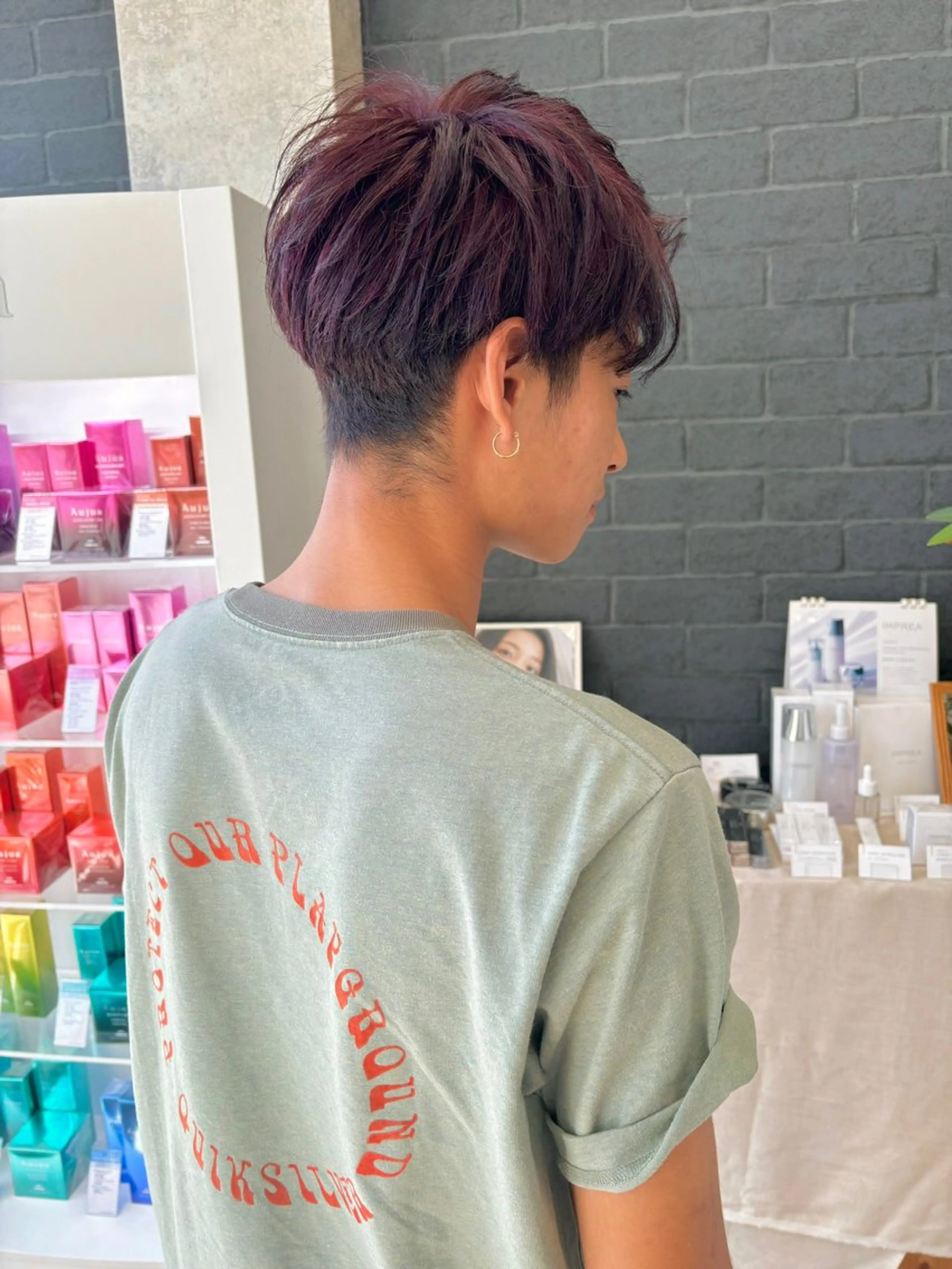 ショート カラー ヘアカラー ヤマグチ ユキナのヘアスタイル