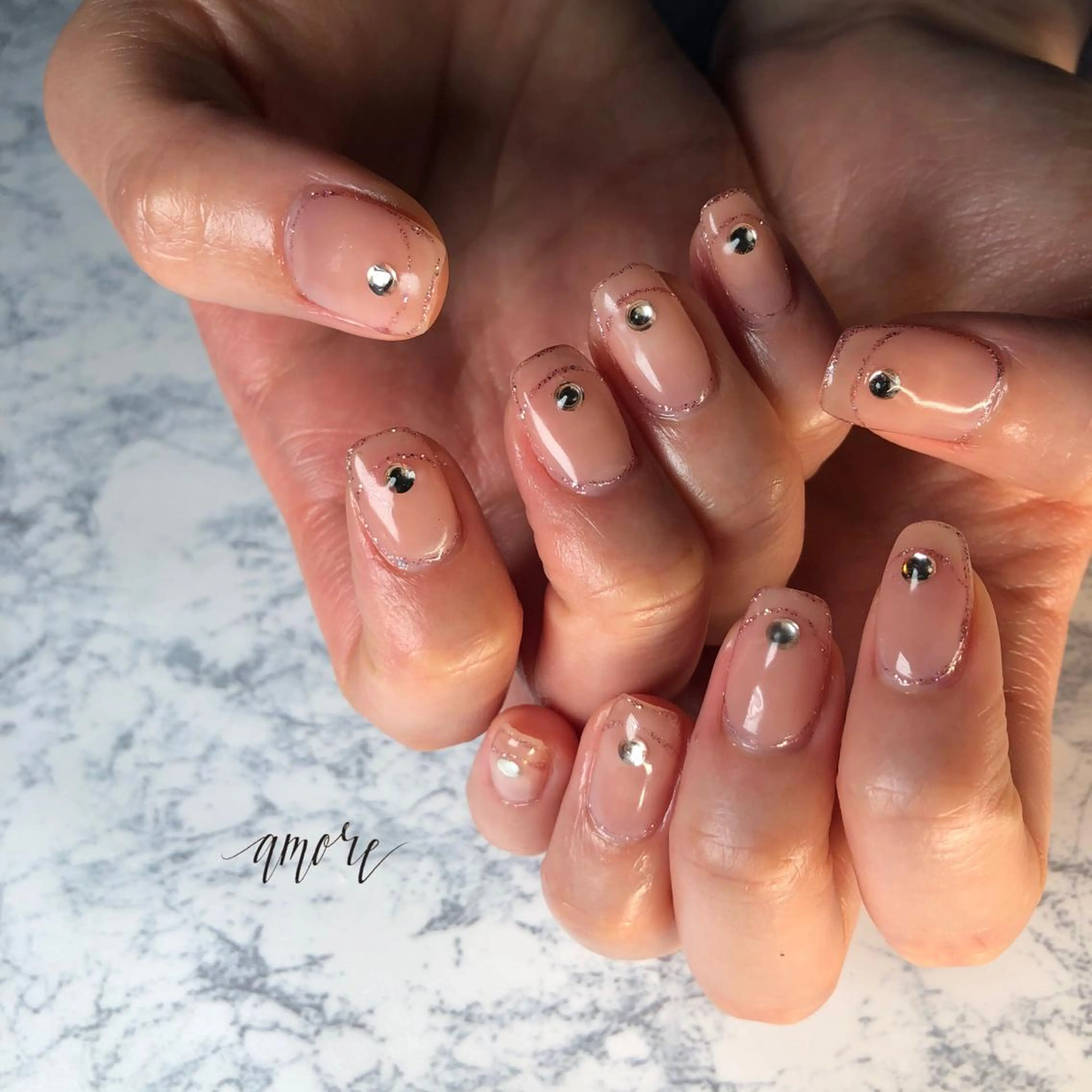 ネイル ジェルネイル 氷ネイル・うるうるネイル マグネットネイル ミラーネイル ニュアンスネイル You kyehwaのネイルデザイン