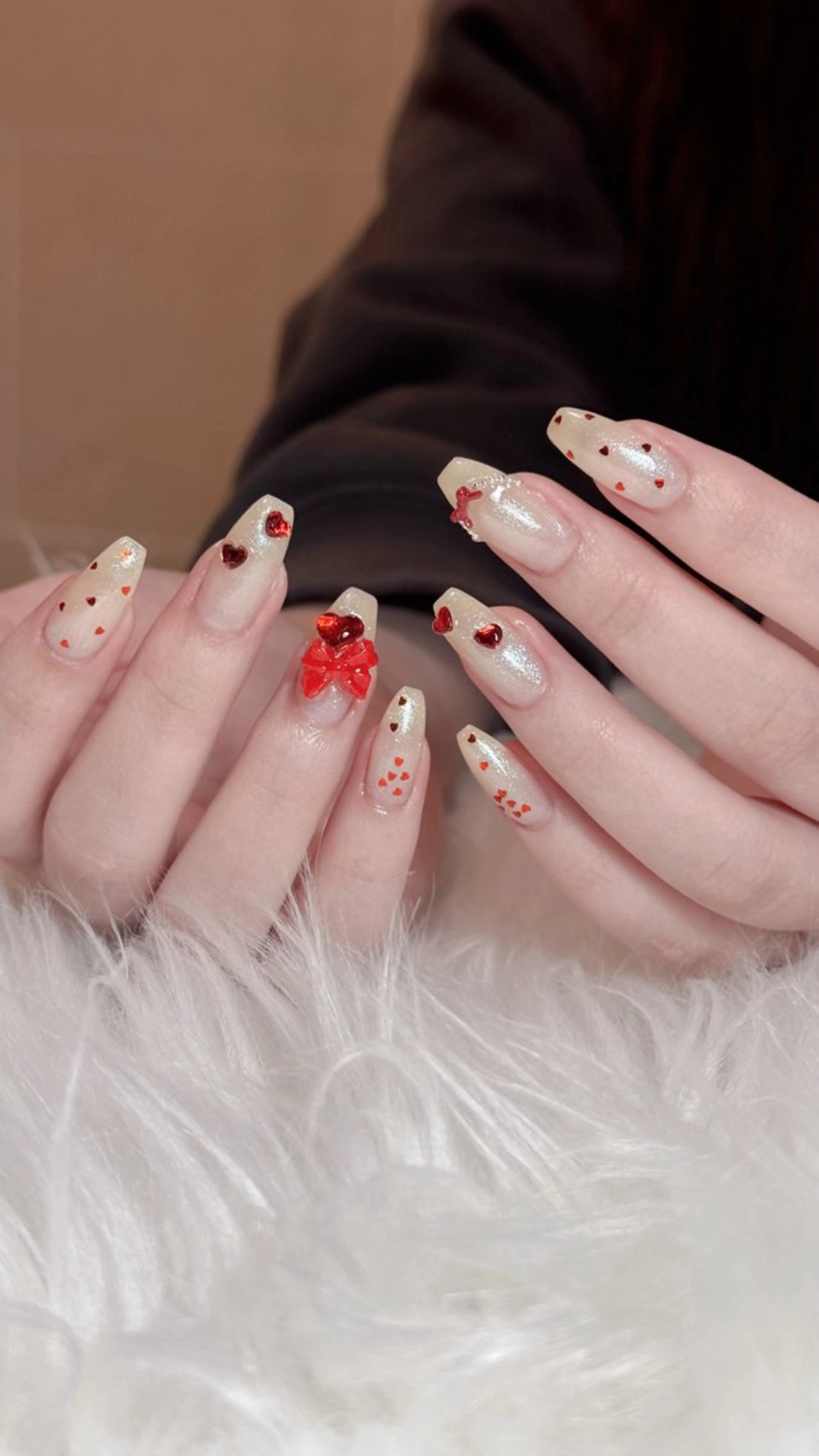 ネイル バレンタイン ワンホンネイル nailsalon ChuColaのネイルデザイン