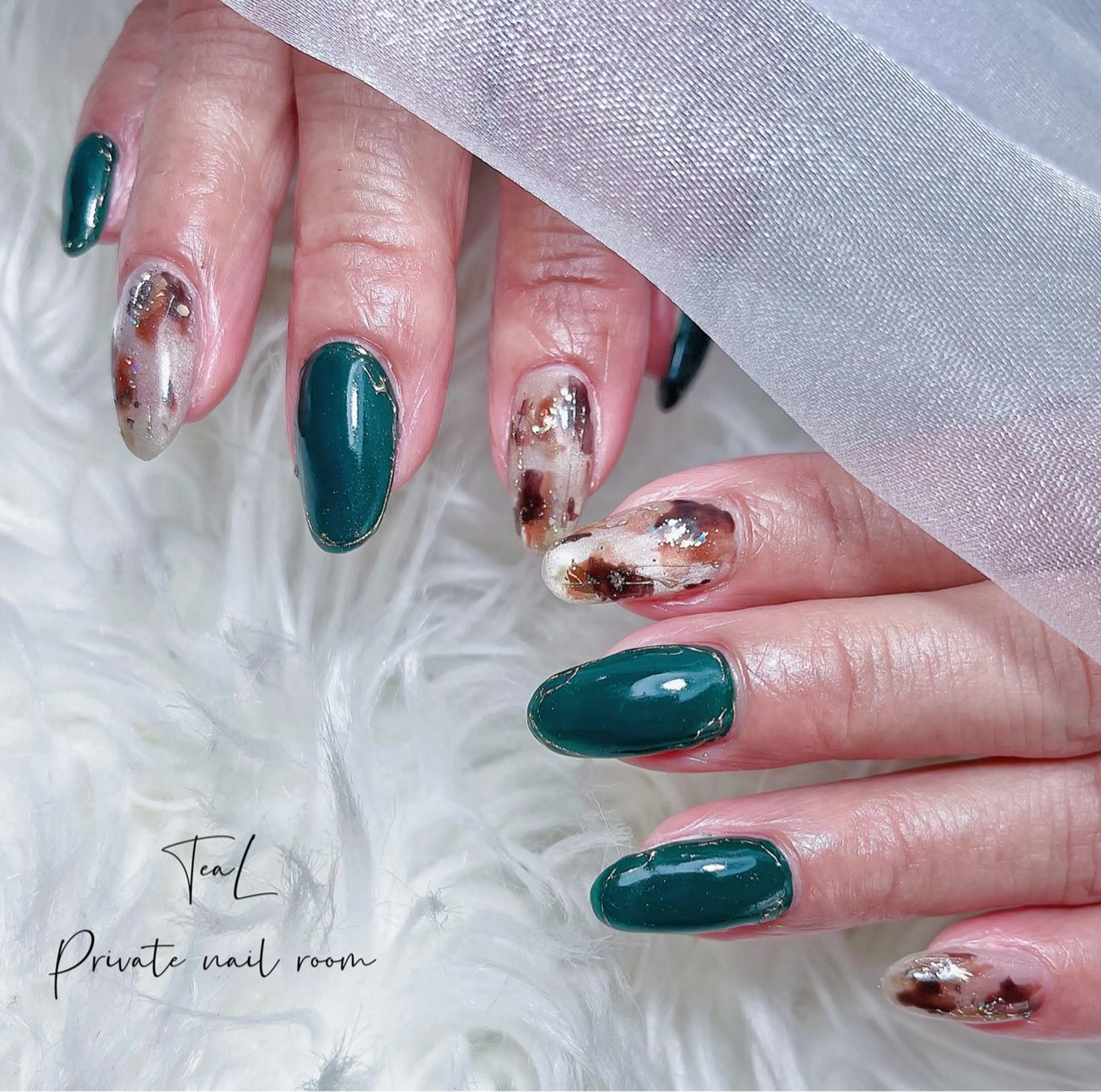 ネイル グリーン ハンドネイル TeaL nailのネイルデザイン