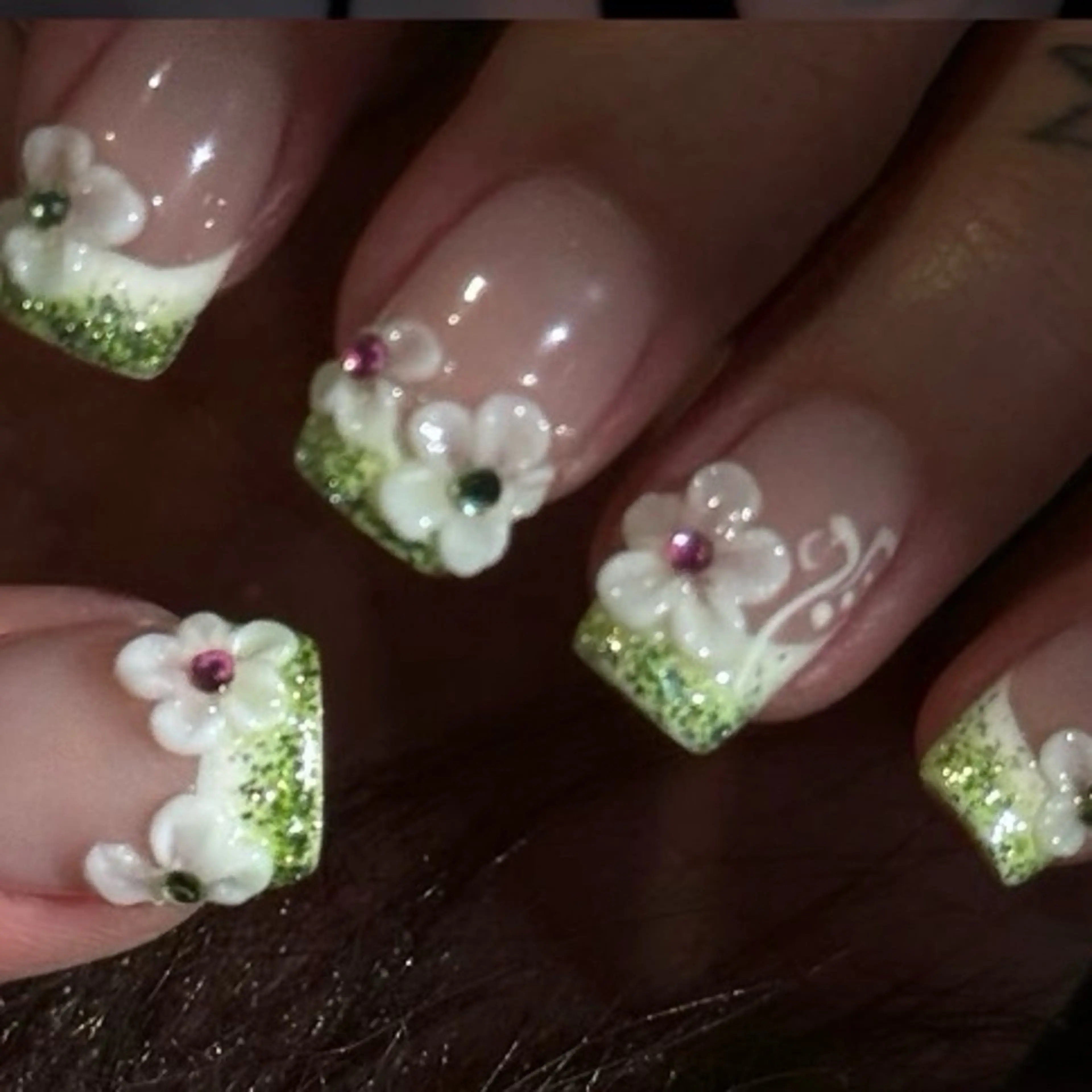 ネイル ハンドネイル neinei ☆キラネイル高円寺☆のネイルデザイン