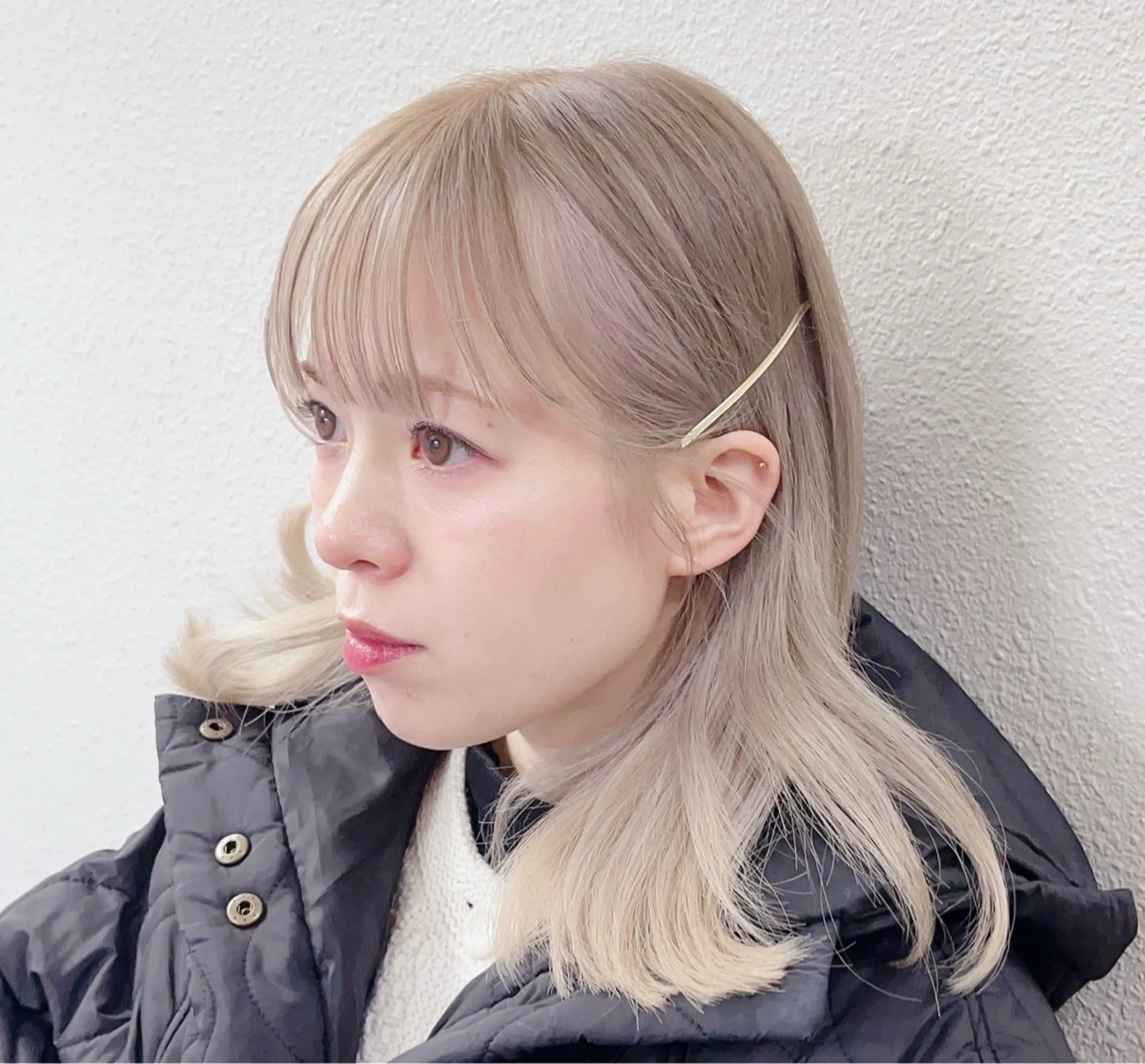 セミロング カラー ブリーチ ヘアカラー ✨️💎山口 真依💎✨️のヘアスタイル