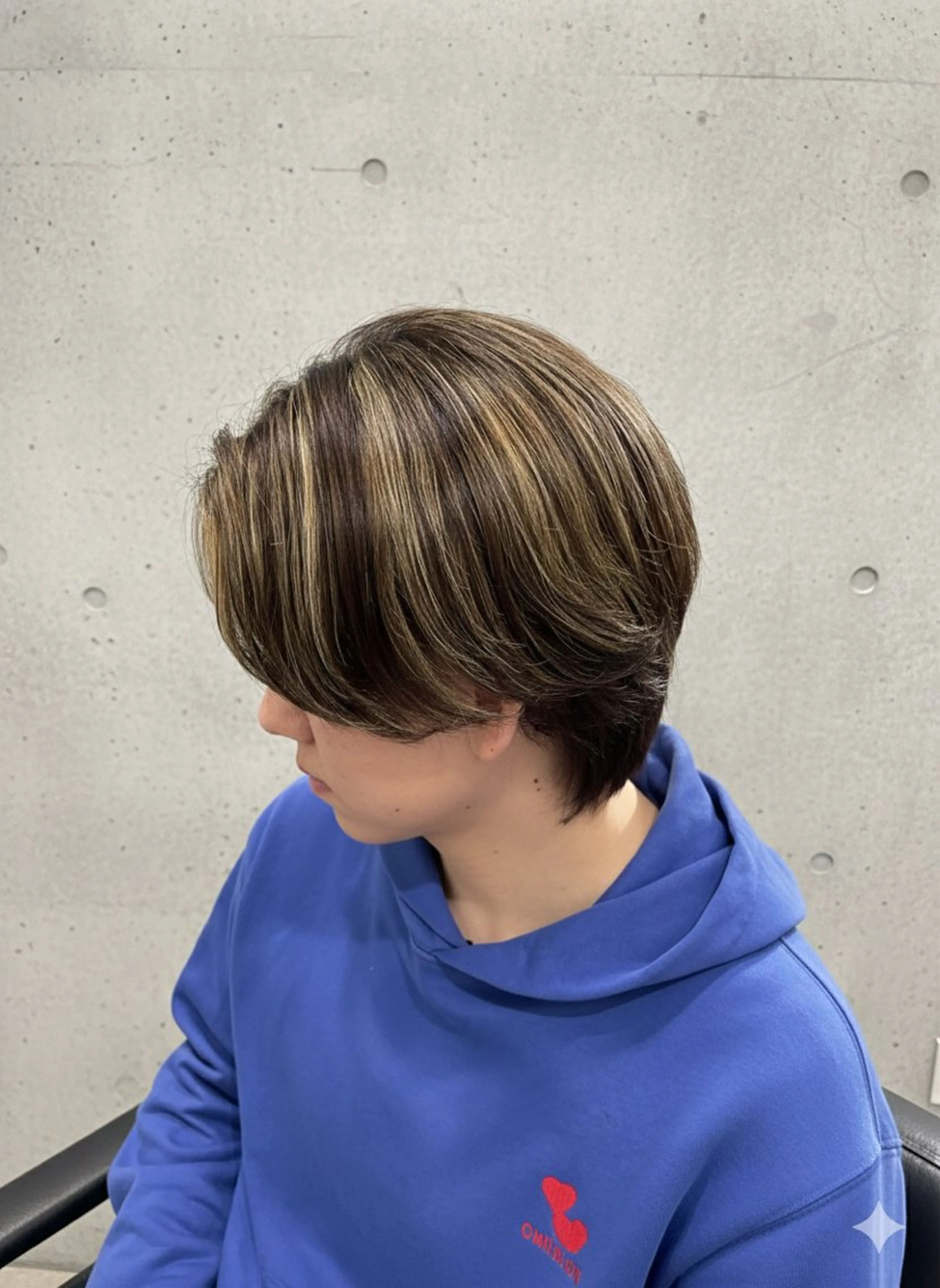 ミディアム カラー メンズ メンズハイライト ハイライトカラー ハイライト カット ヘアカラー トリートメント メンズハイライト /バレイヤージュ比嘉のヘアスタイル