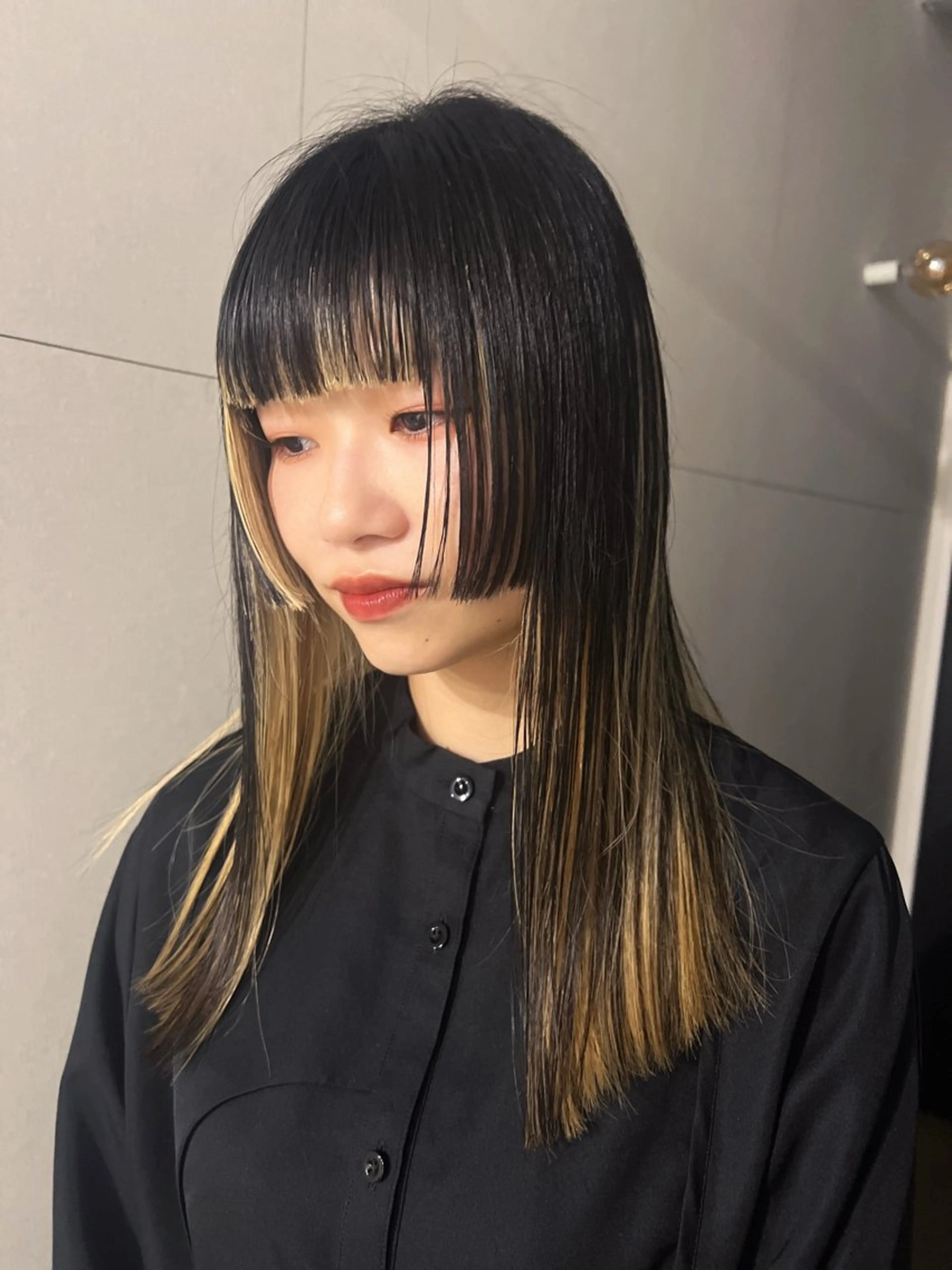 ロング カット eim AYUKAのヘアスタイル
