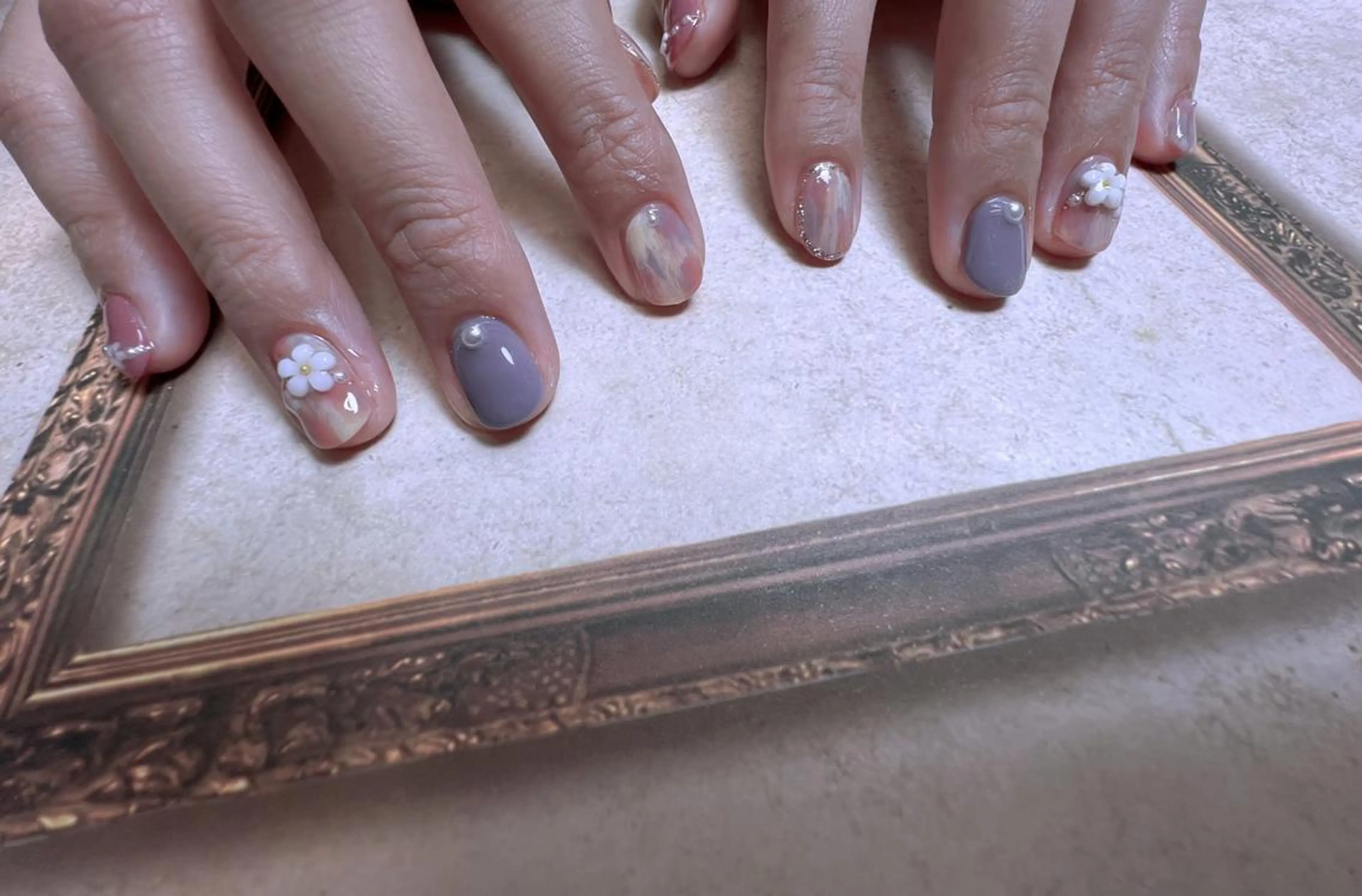 ネイル ハンドネイル ハンドケア ビューティーサロン ヘゼリヒのネイルデザイン