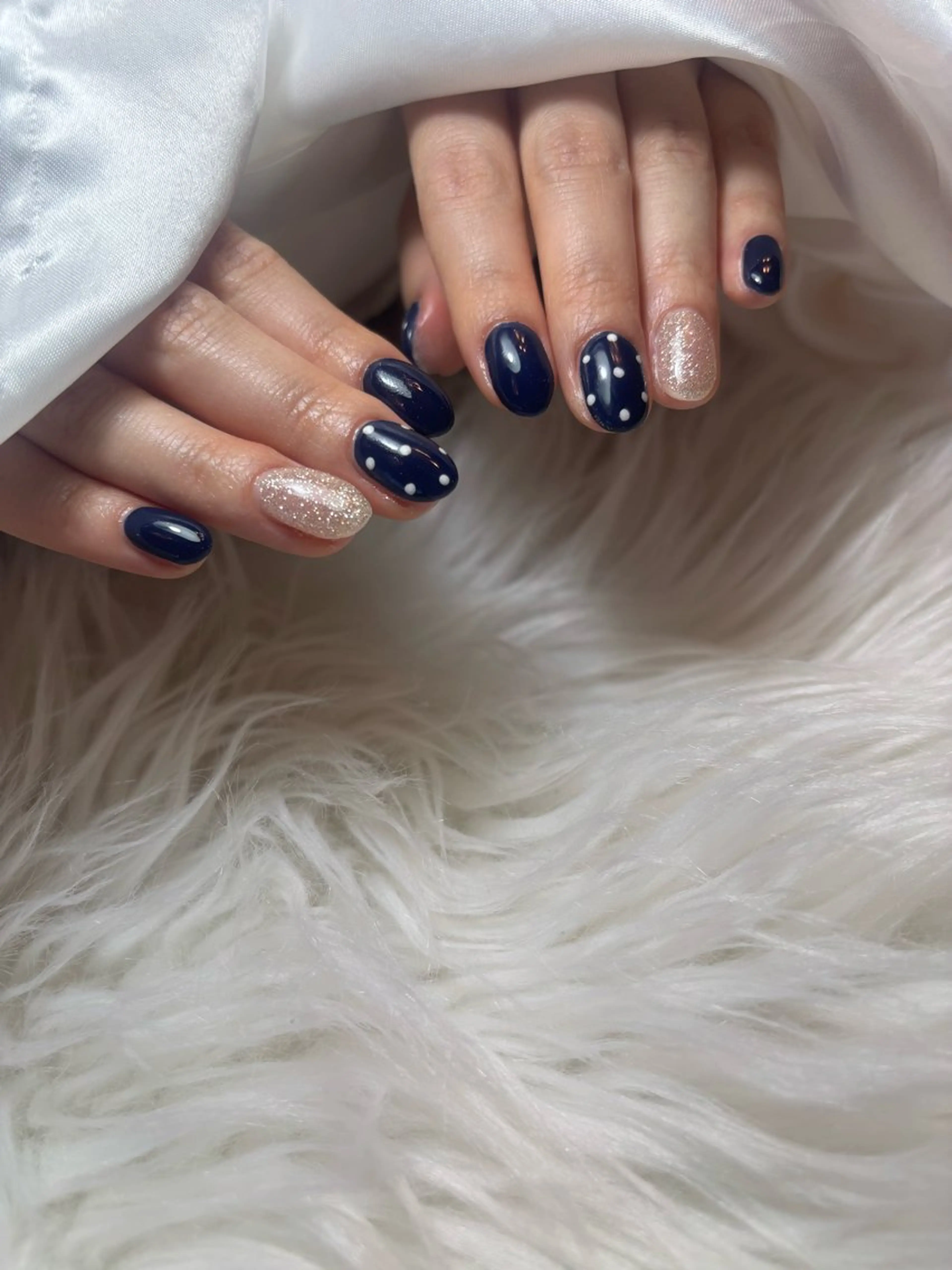 ネイル ブルー キラキラネイル 韓国ネイル マグネットネイル シンプルネイル ハンドネイル timtam --sakiのネイルデザイン