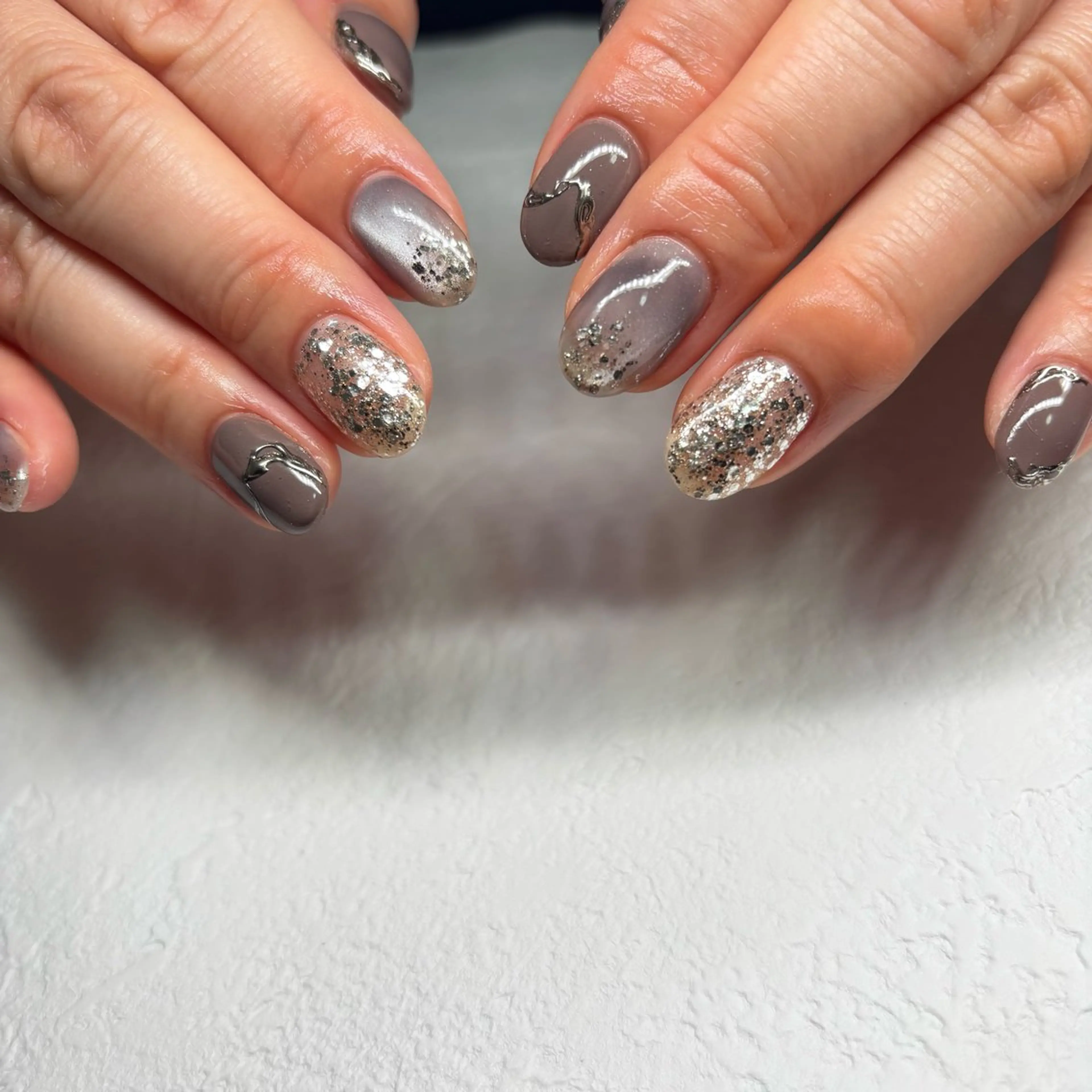 ネイル ニュアンスネイル ハンドネイル RE💟N.NAIL ラテン系お姉さんのネイルデザイン