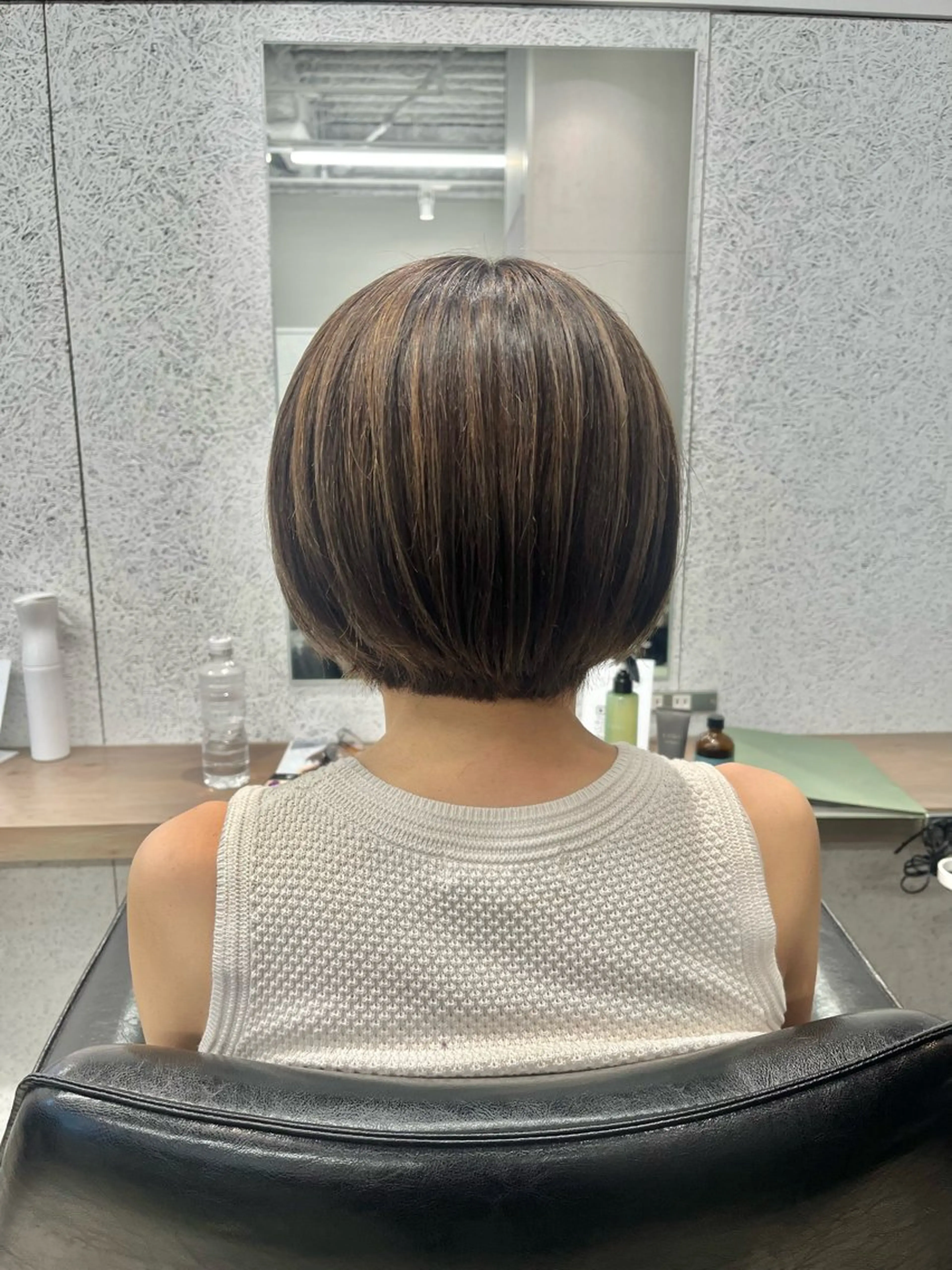 ショート カラー ベージュカラー 🍓艶髪/艶カラー ハイトーン/しんたにのヘアスタイル