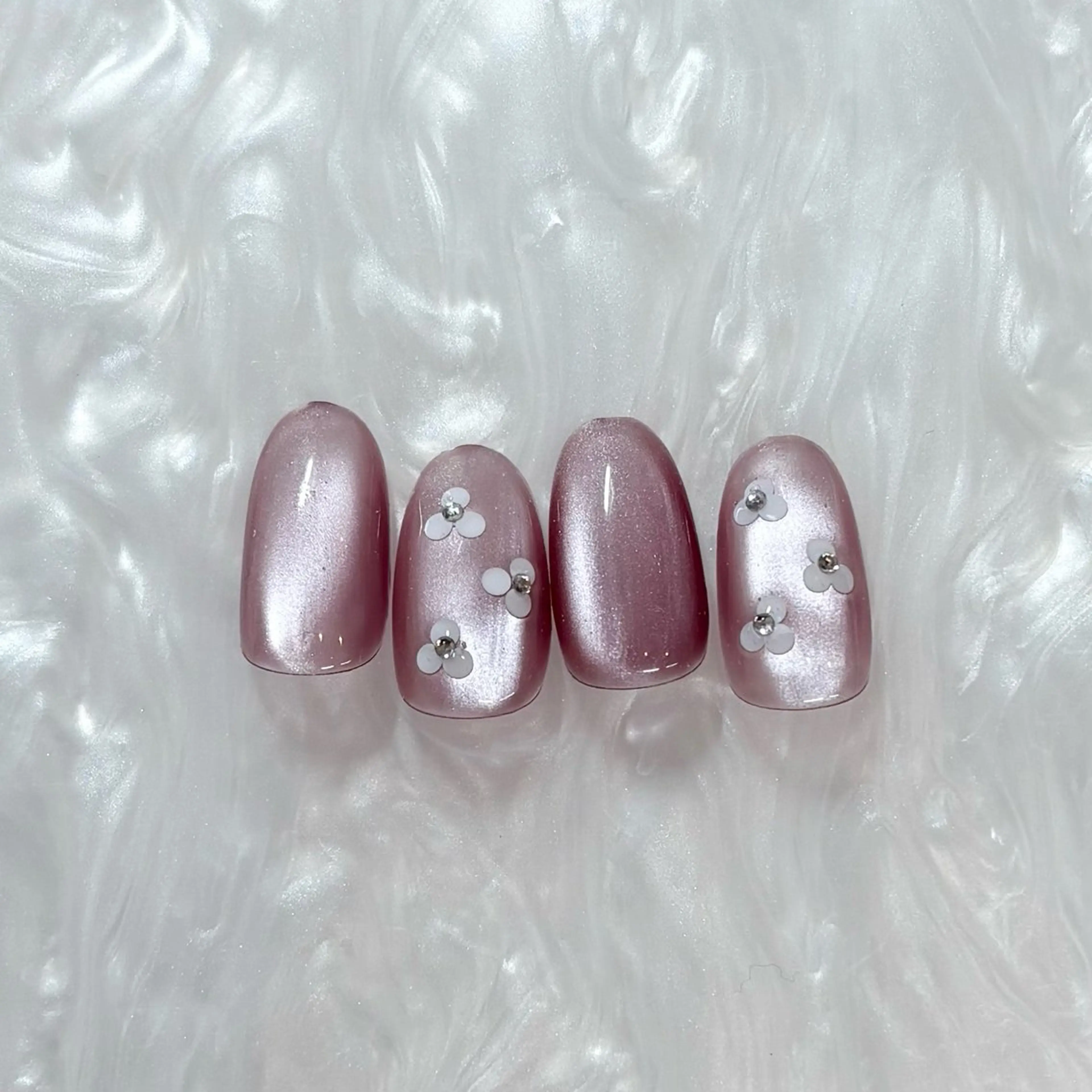 ネイル DIVAS/ yuiのネイルデザイン