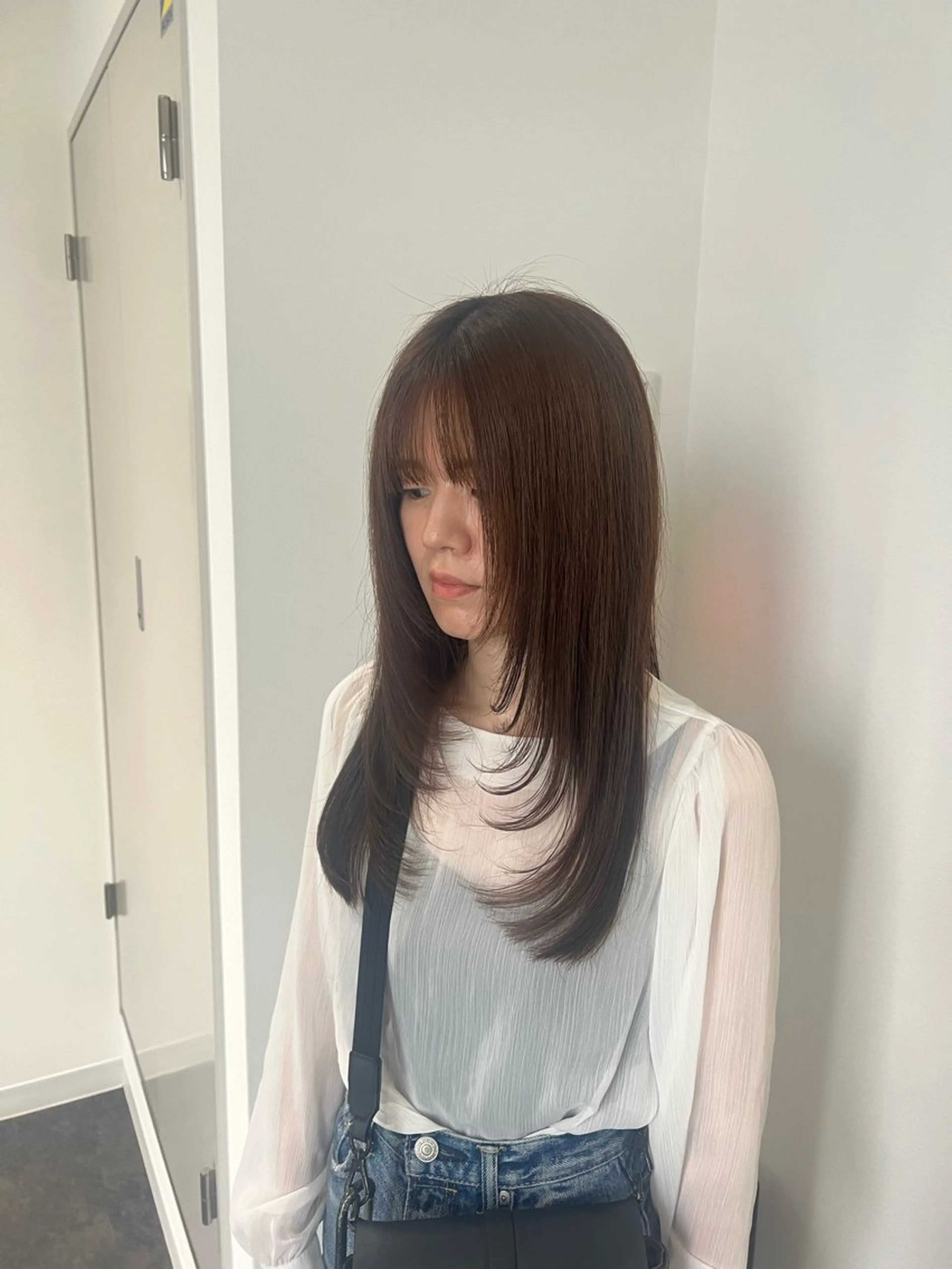 ロング 顔まわりレイヤー レイヤーカット ひなた-YUCCA- elua⭐️のヘアスタイル