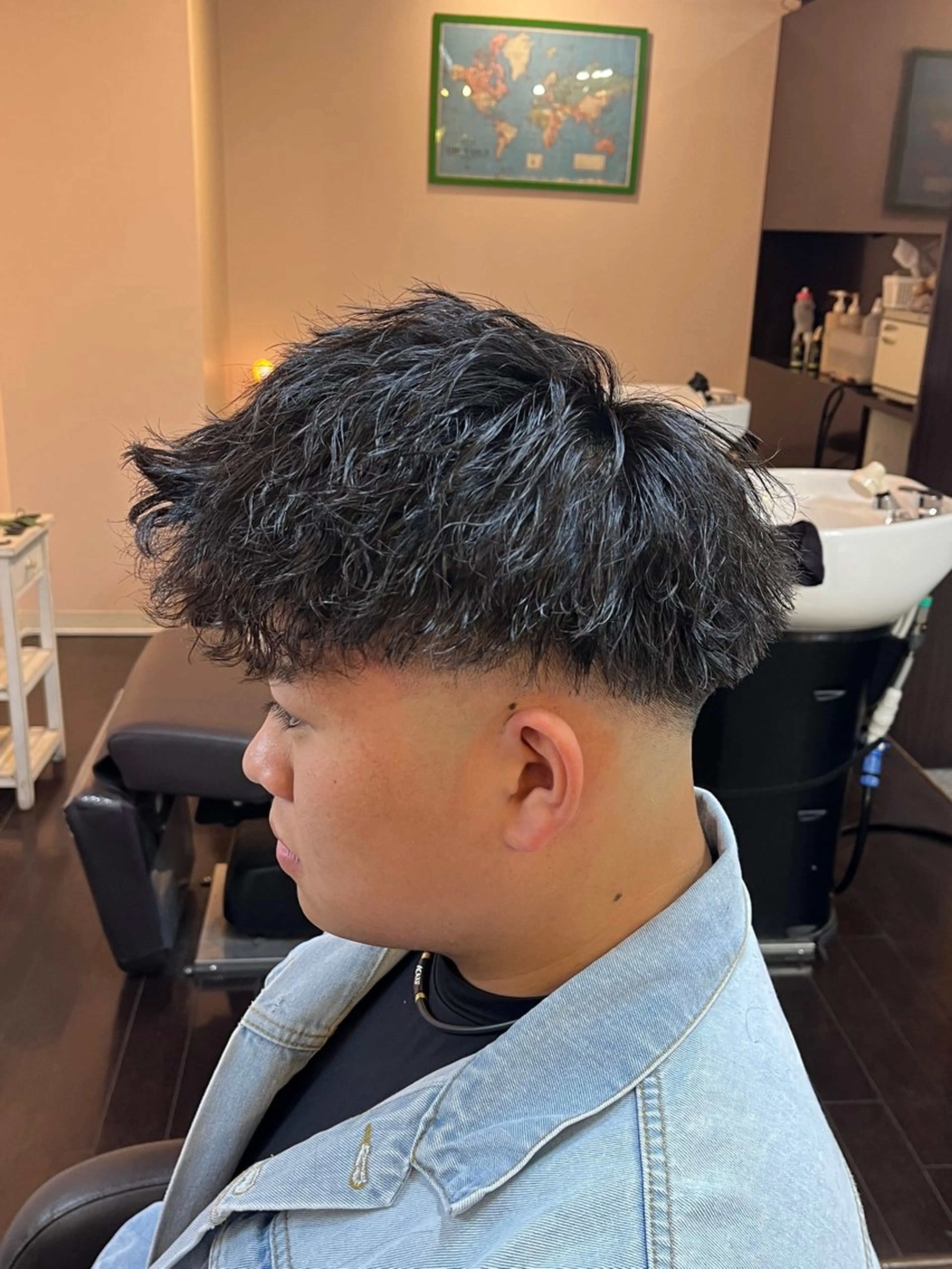 ミディアム パーマ CuMARi所属・予約の95%パーマ 🌈men's専門店のヘアスタイル