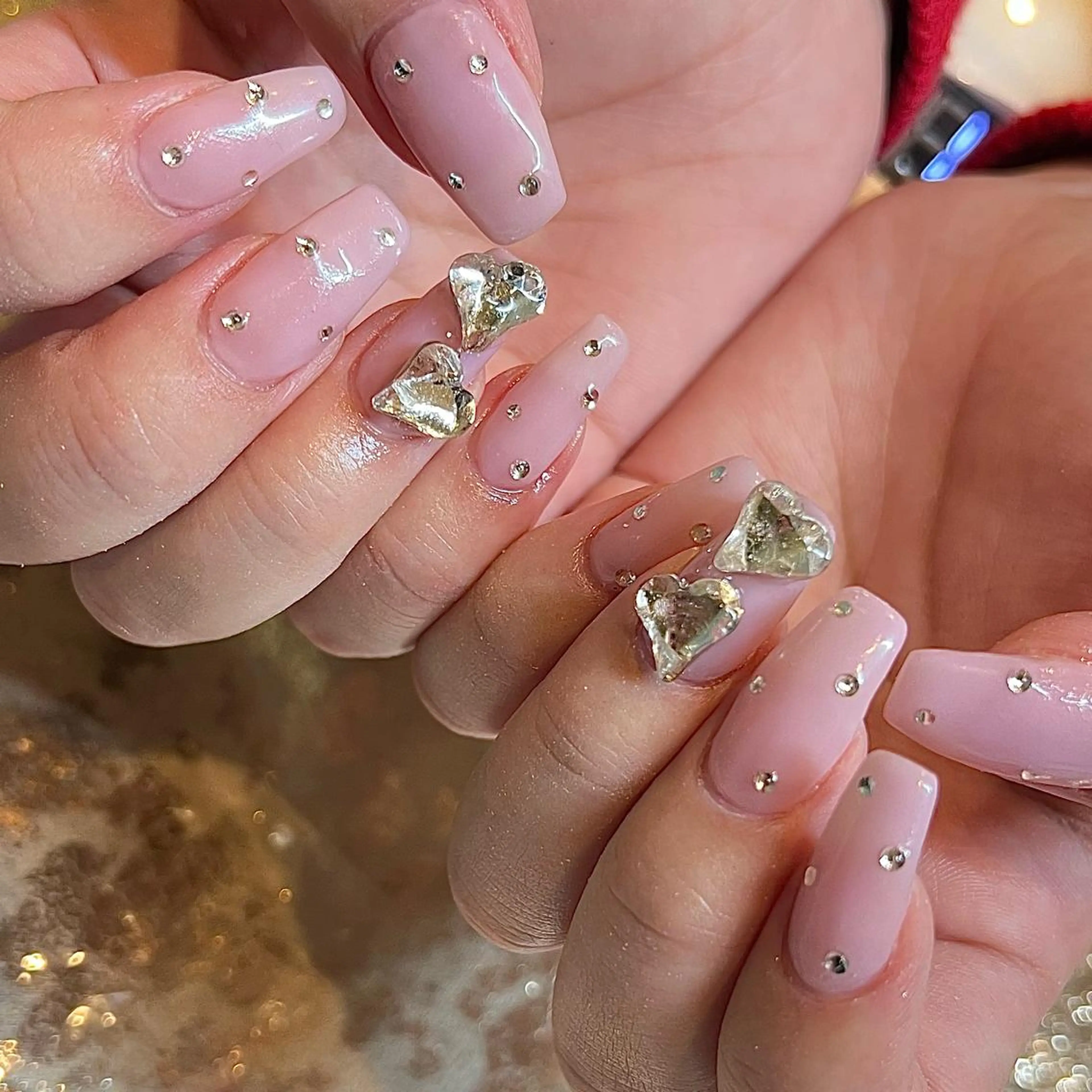 ミディアム ネイル ハート ハンドネイル H🌺 NAILのネイルデザイン