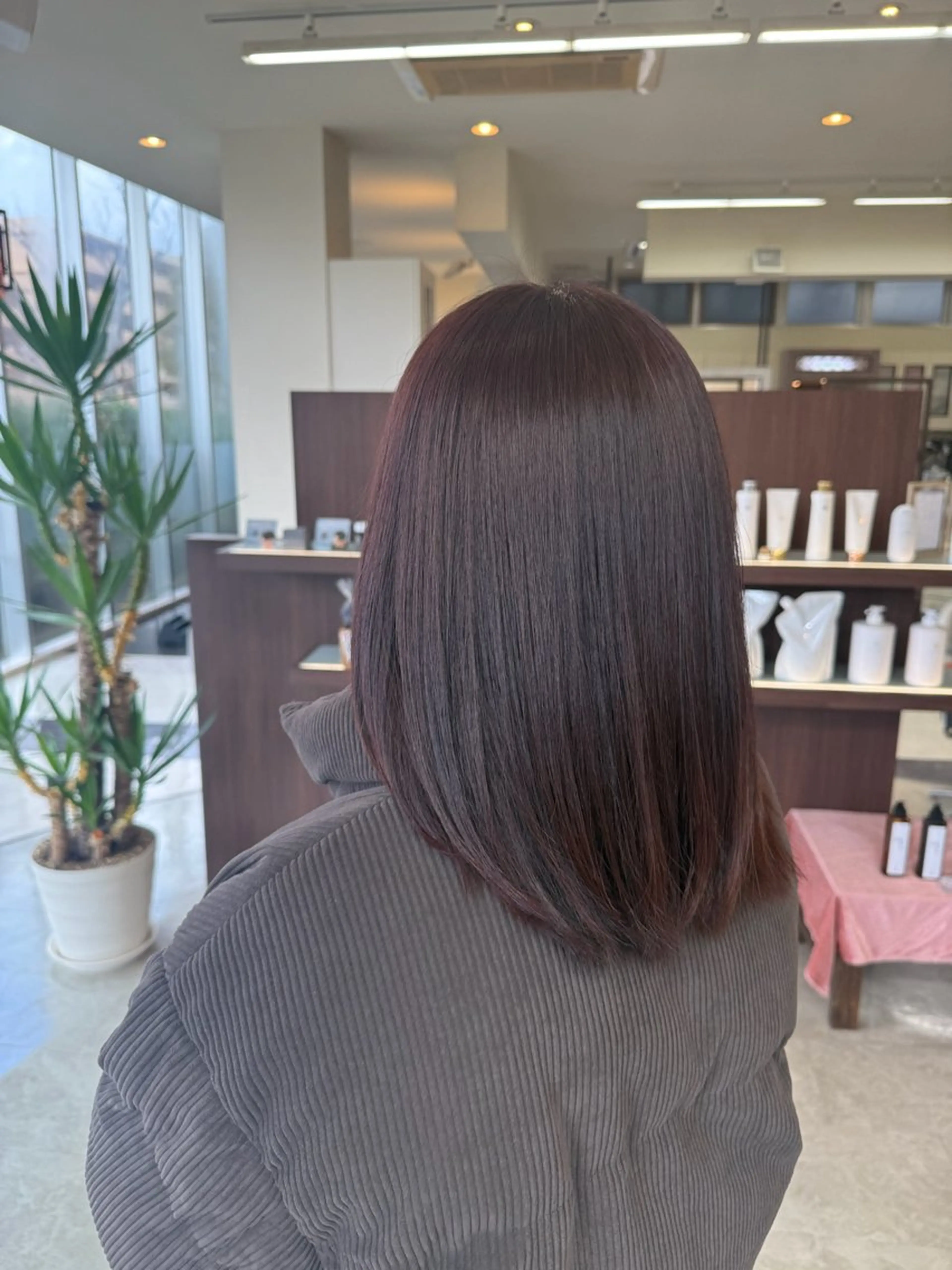 ミディアム 似合わせで新しい 自分へ導くそうまのヘアスタイル