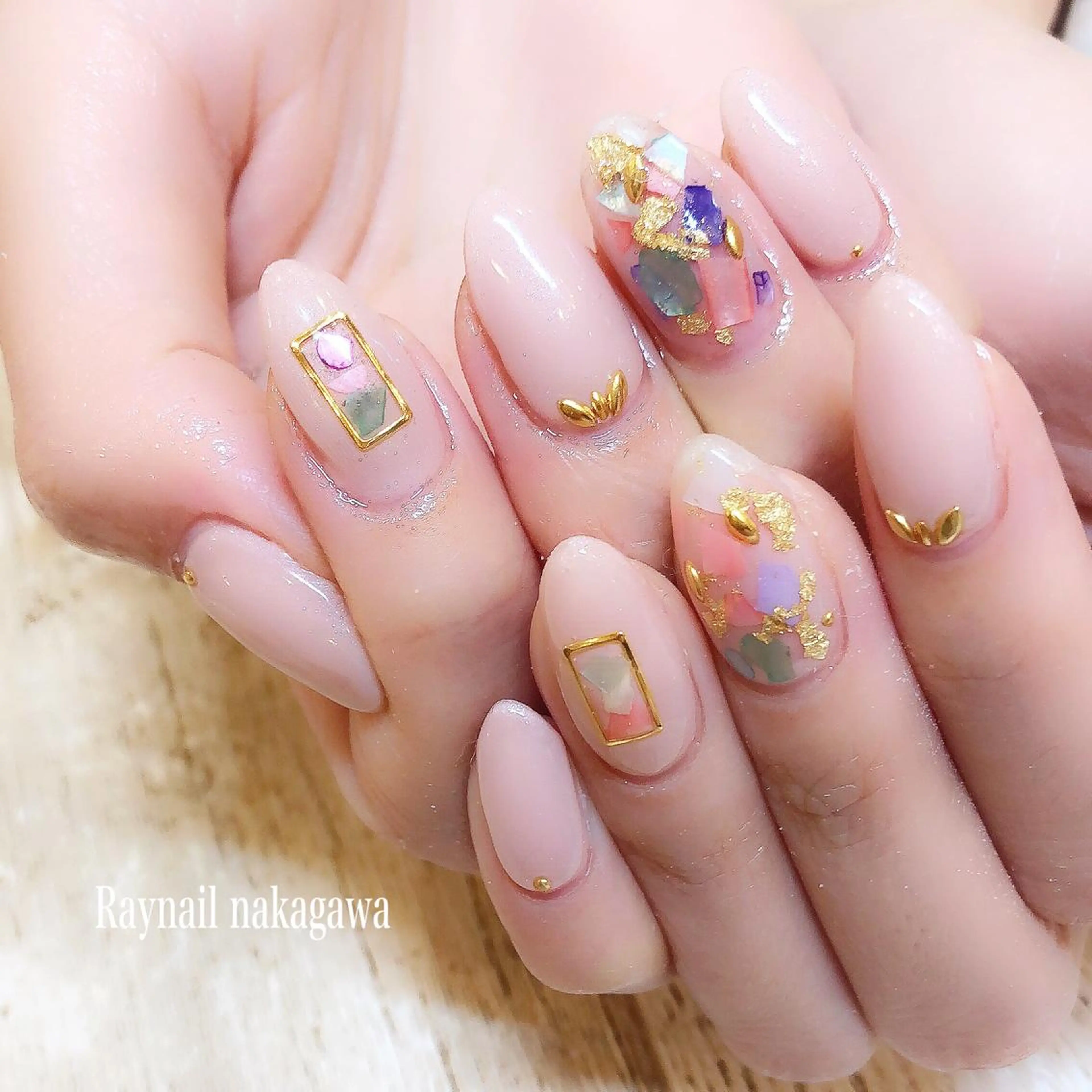 ネイル nailstudio ′ecole所属・nailstudio ′ecoleのネイルデザイン