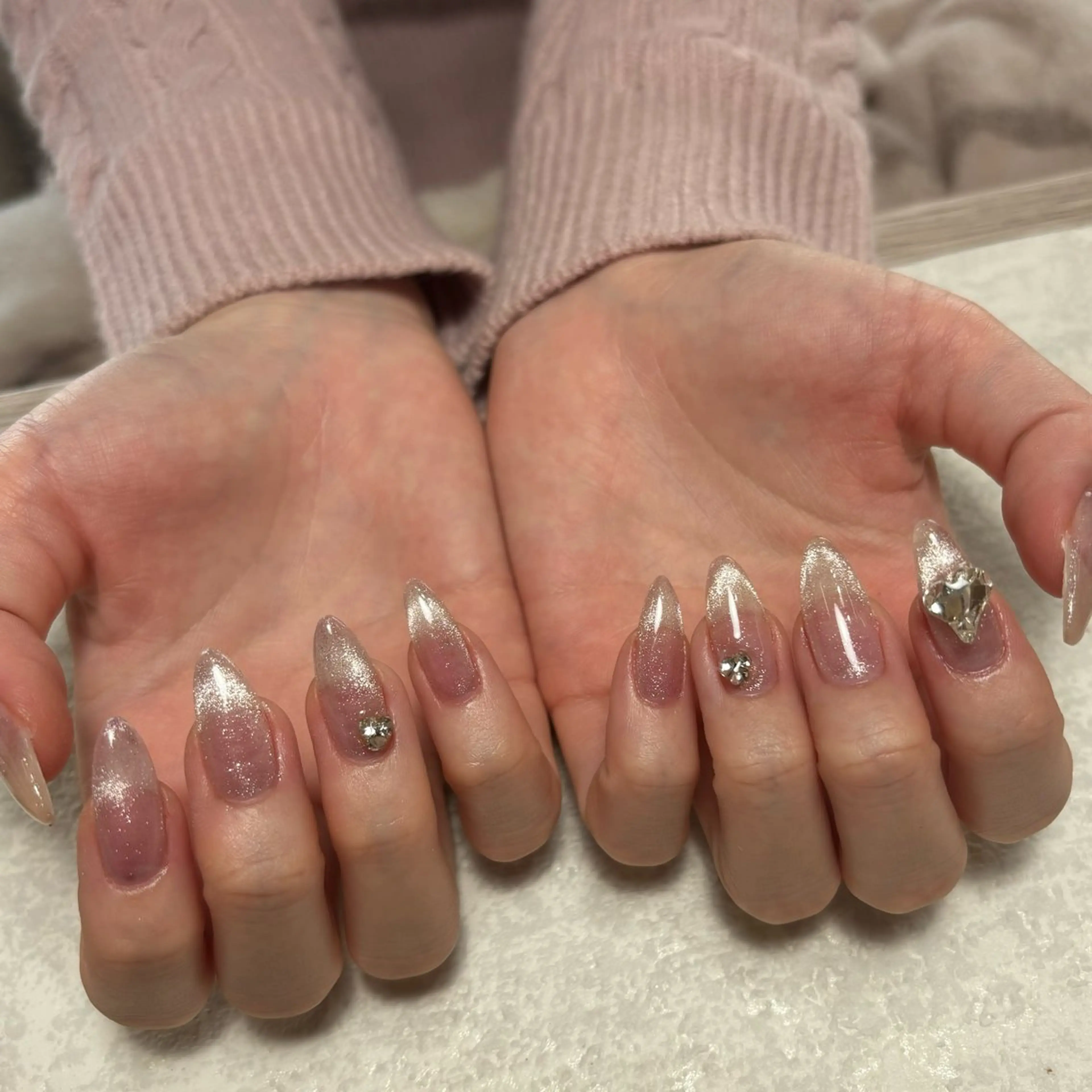 ネイル マグネットネイル ハンドネイル Loêmy所属・Loémy airiのネイルデザイン