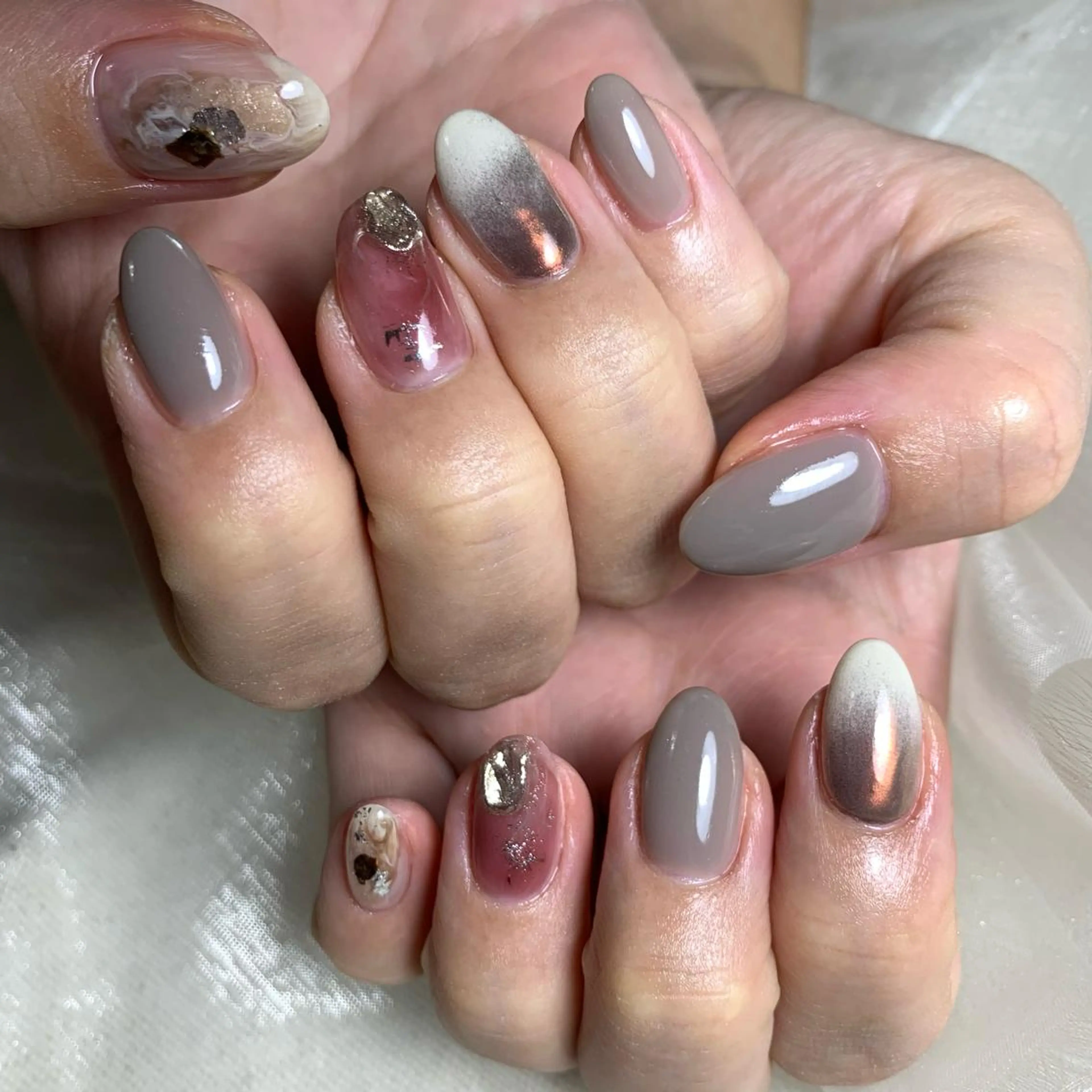 ネイル ハンドネイル repos~ルポ~所属・里見 麗のネイルデザイン