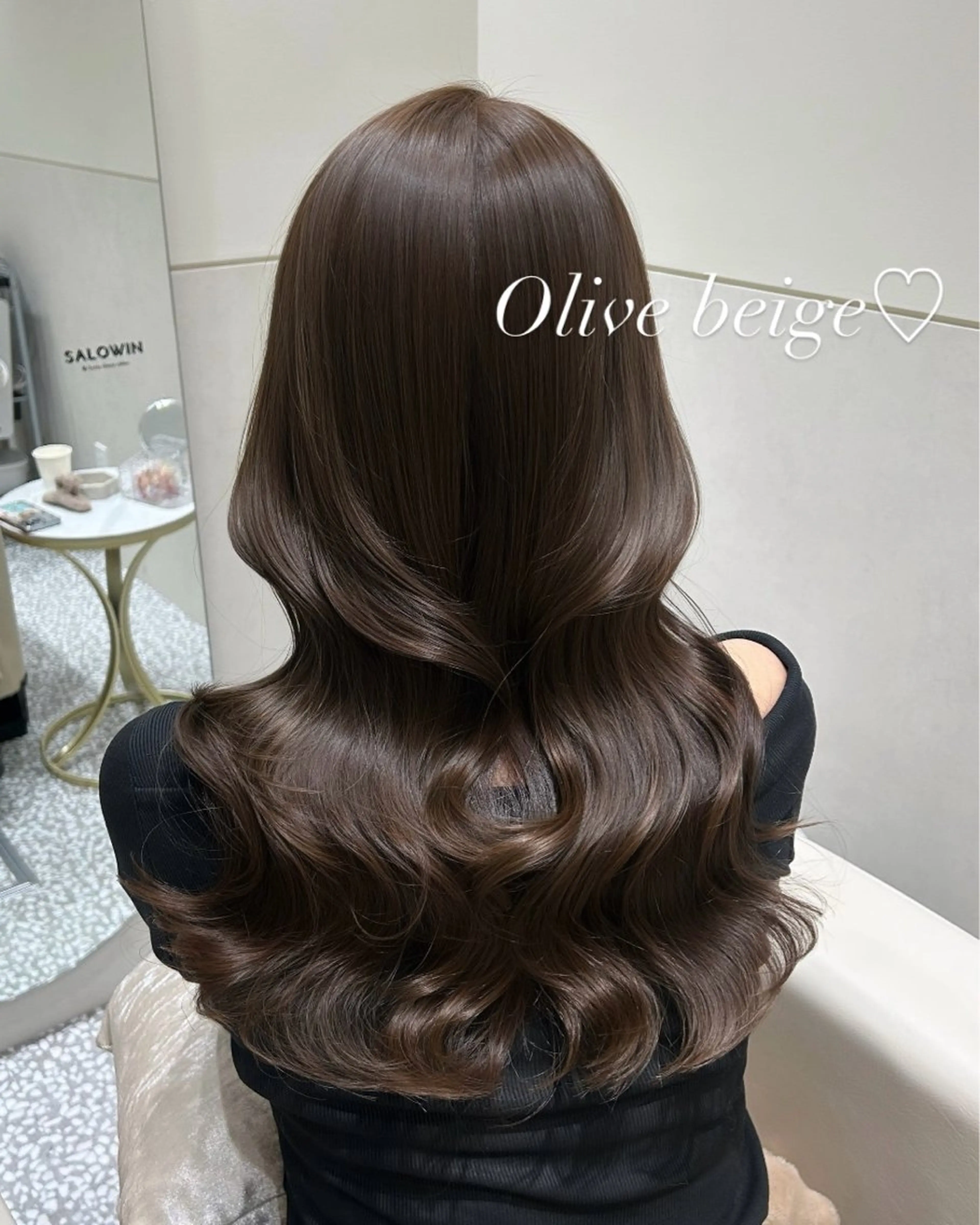 セミロング カット ヘアカラー トリートメント SALOWIN銀座一丁目suite店所属・🩷韓国ヘア/ヨシン モリ🩷Maikaのヘアスタイル