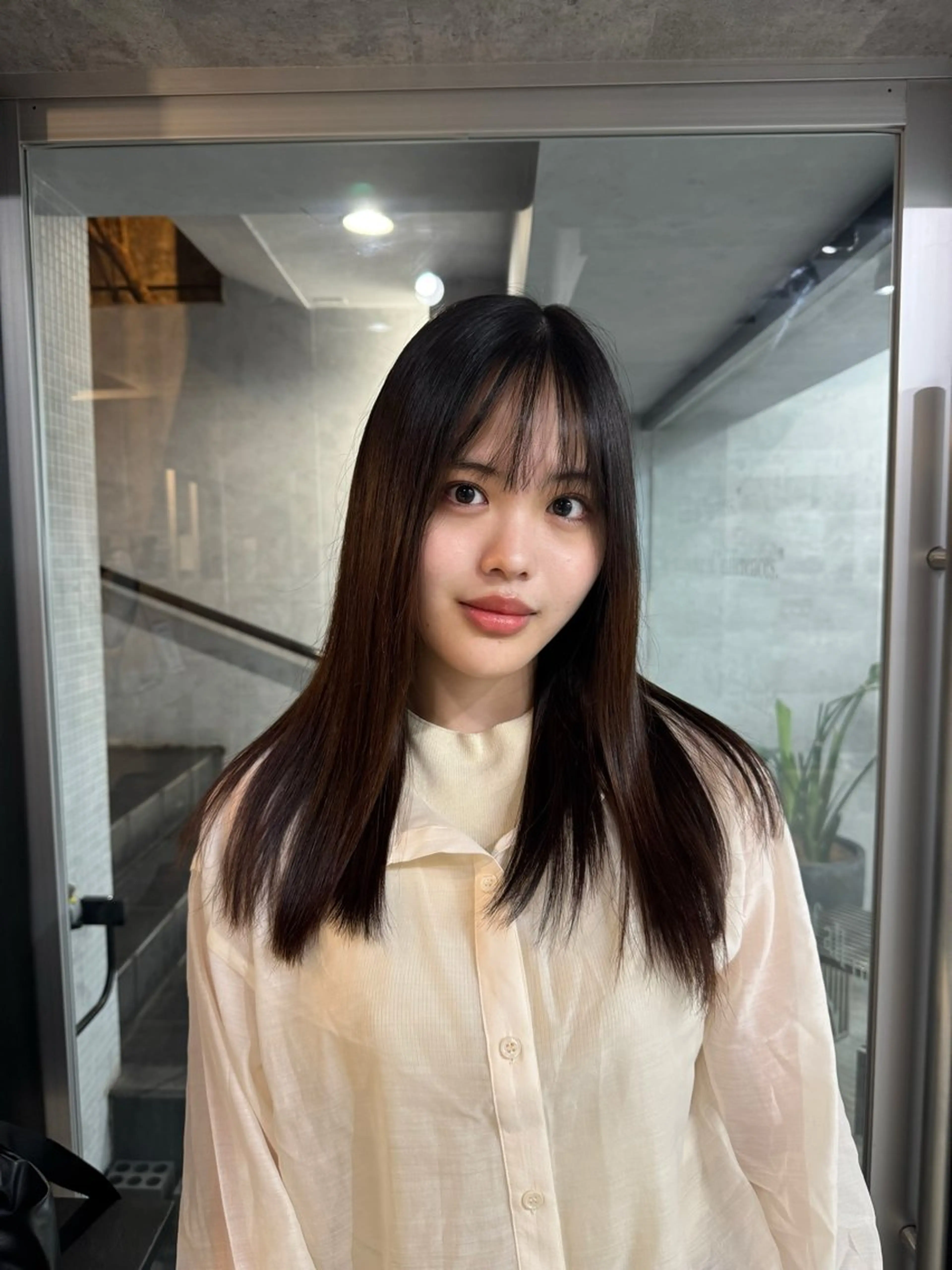 セミロング あなたのお悩み改善" You"💚❤️💛のヘアスタイル