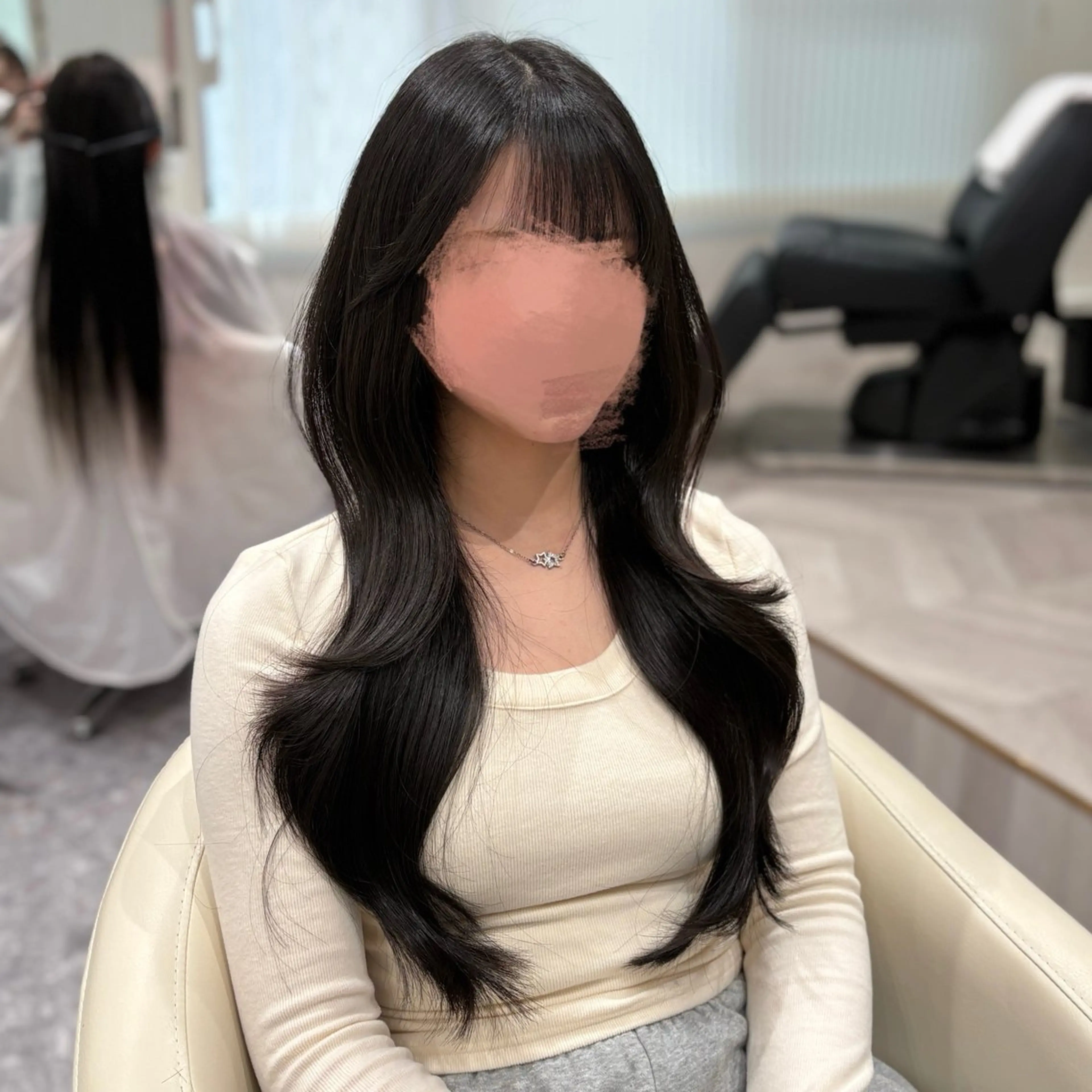 ロング くびれヘア レイヤーカット カット navi/レイヤー ハッシュカット/愛華のヘアスタイル