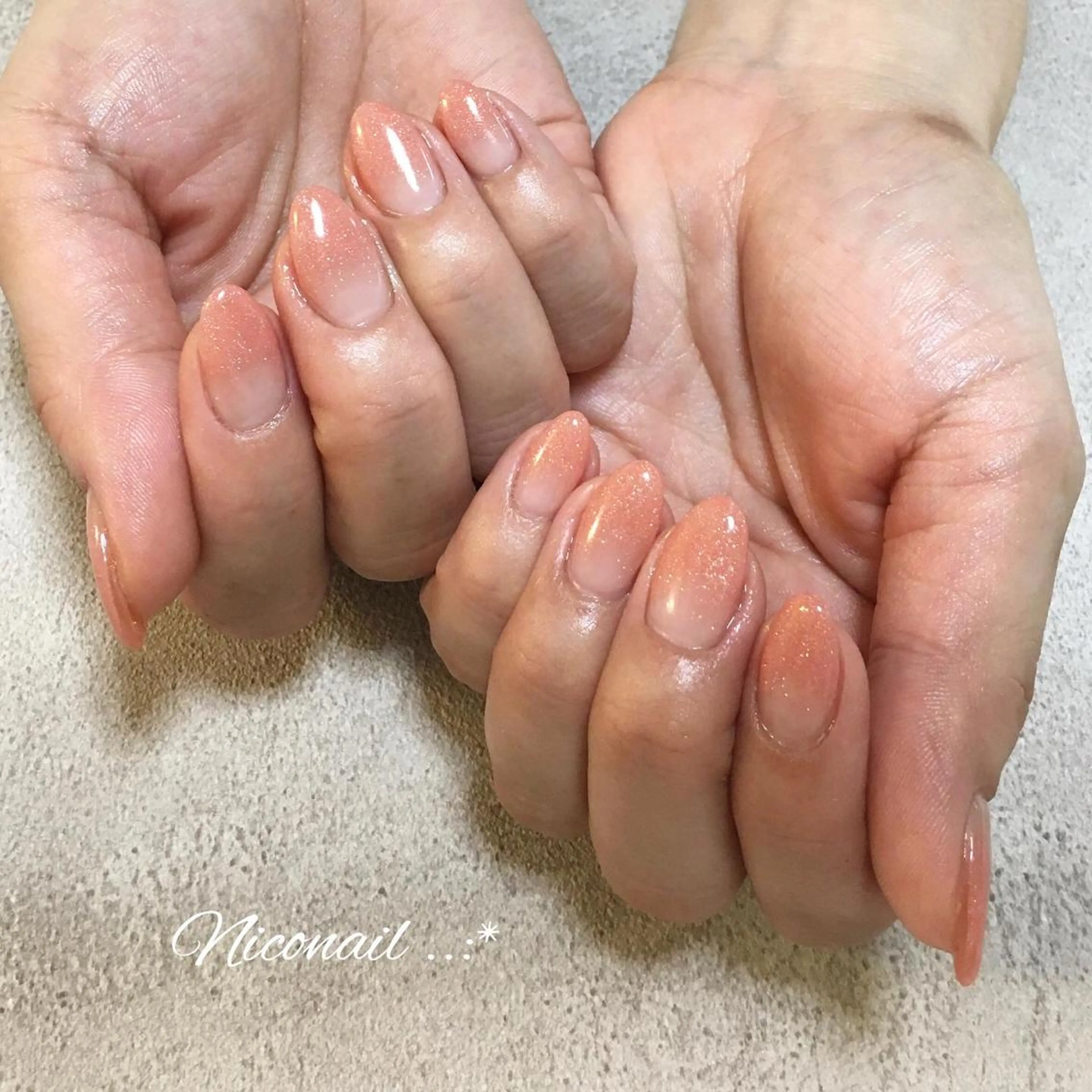 ネイル グラデーション Niconail ☆ 仙川/ Aiのネイルデザイン