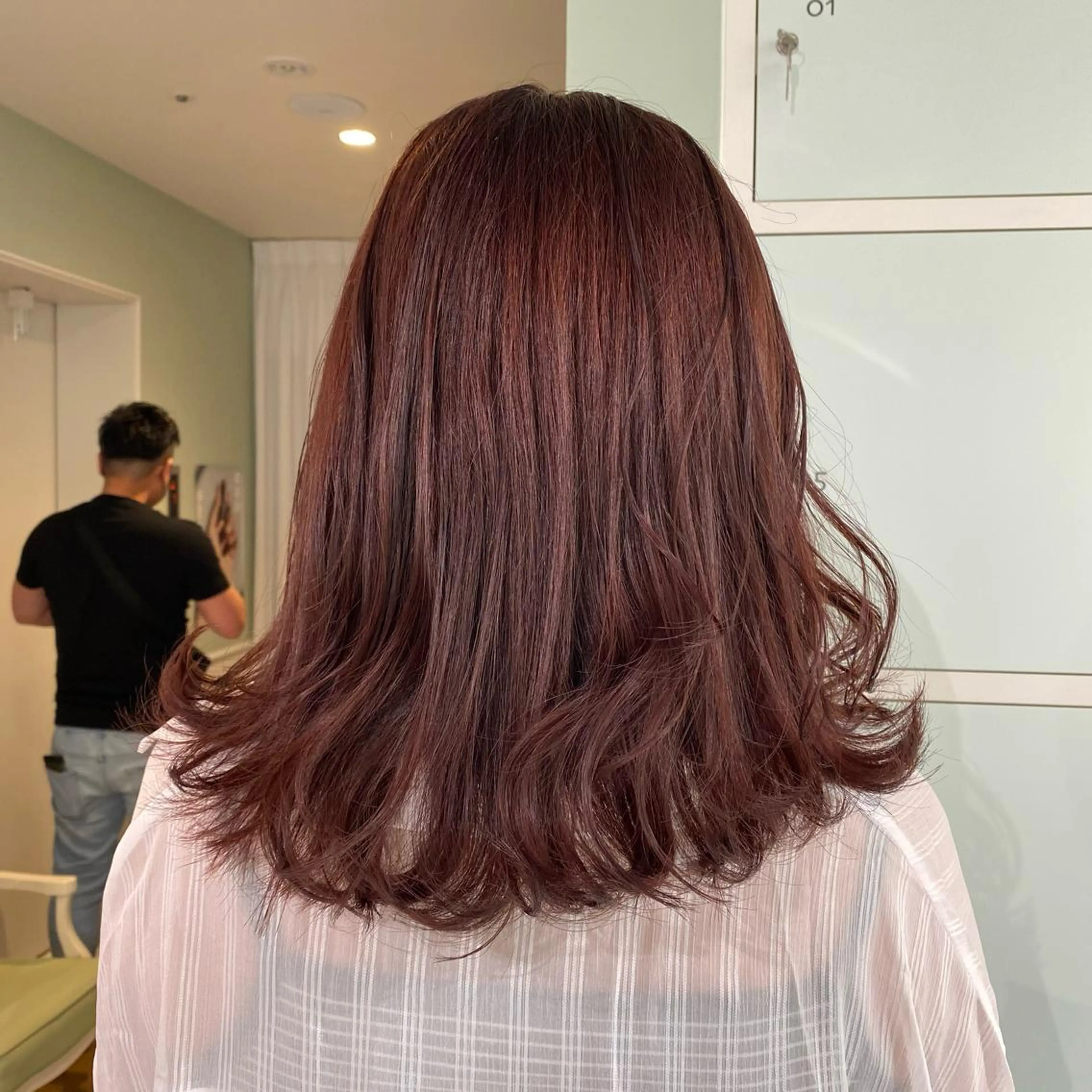 セミロング 長井 麻帆のヘアスタイル