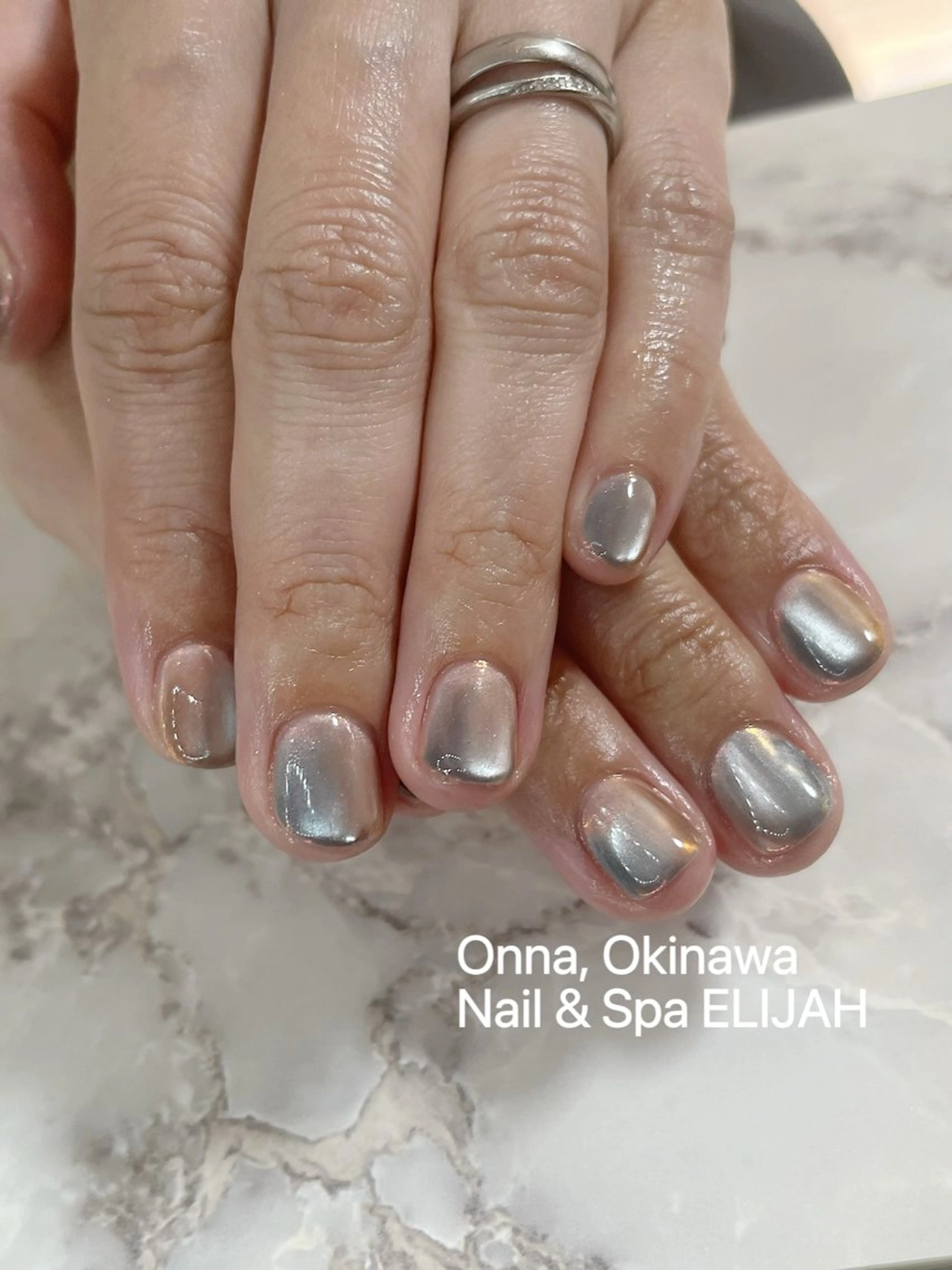 ネイル ハンドネイル ダンラップ新里 友簣乃のネイルデザイン