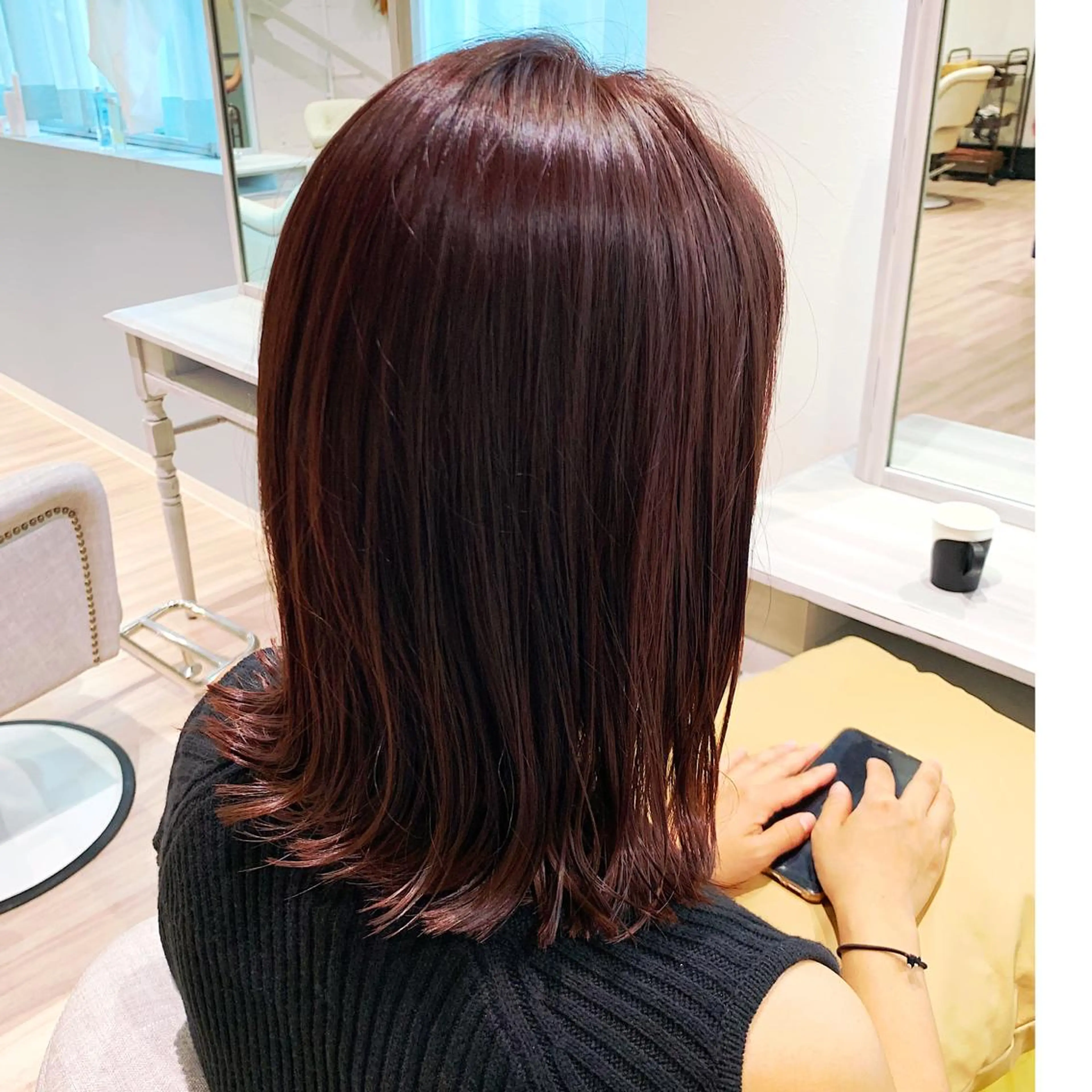 ミディアム ヘアカラー トリートメント ayano ．のヘアスタイル