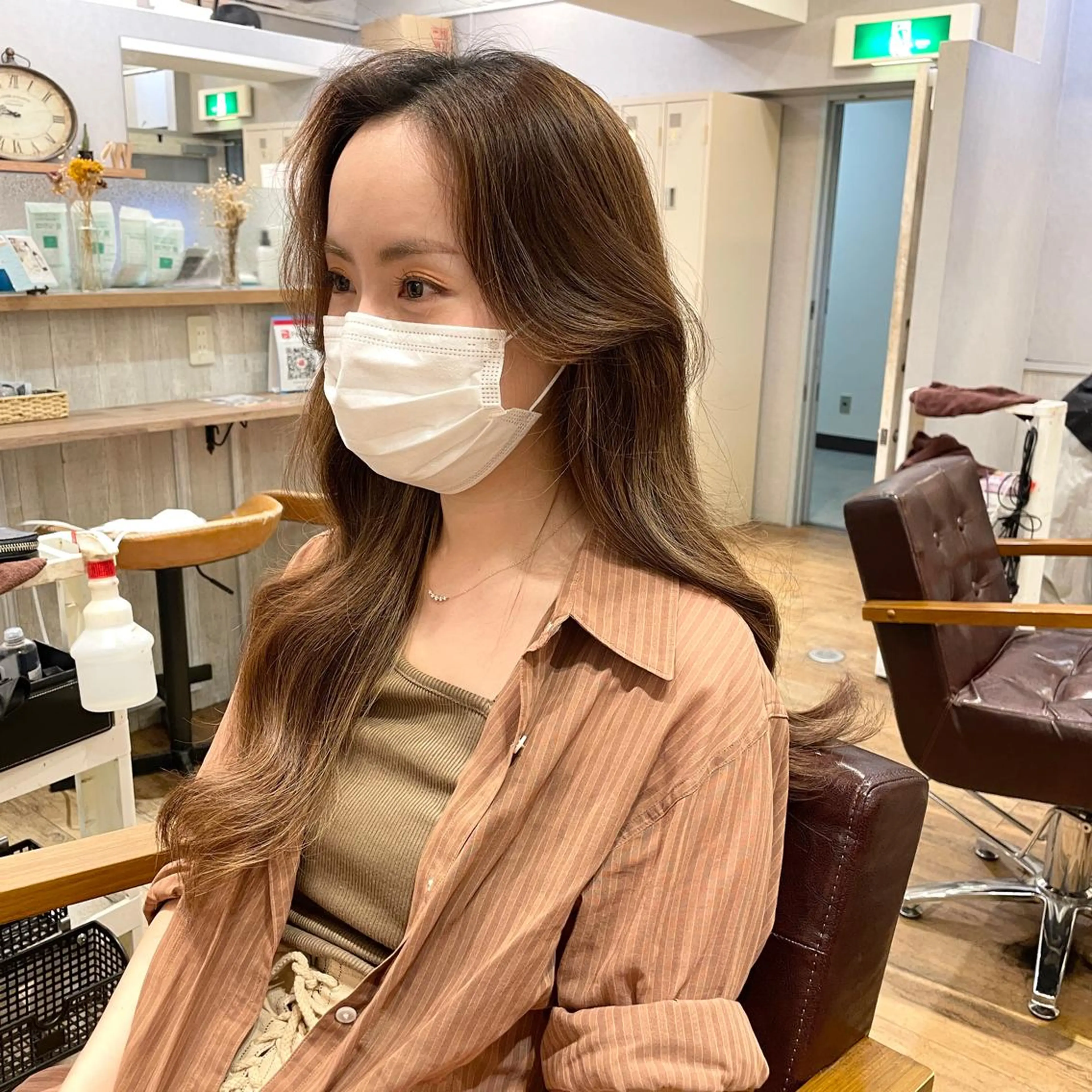 ロング カラー SALOWIN 新宿三丁目EAST所属・韓国レイヤー🇰🇷 layercut✂️のヘアスタイル