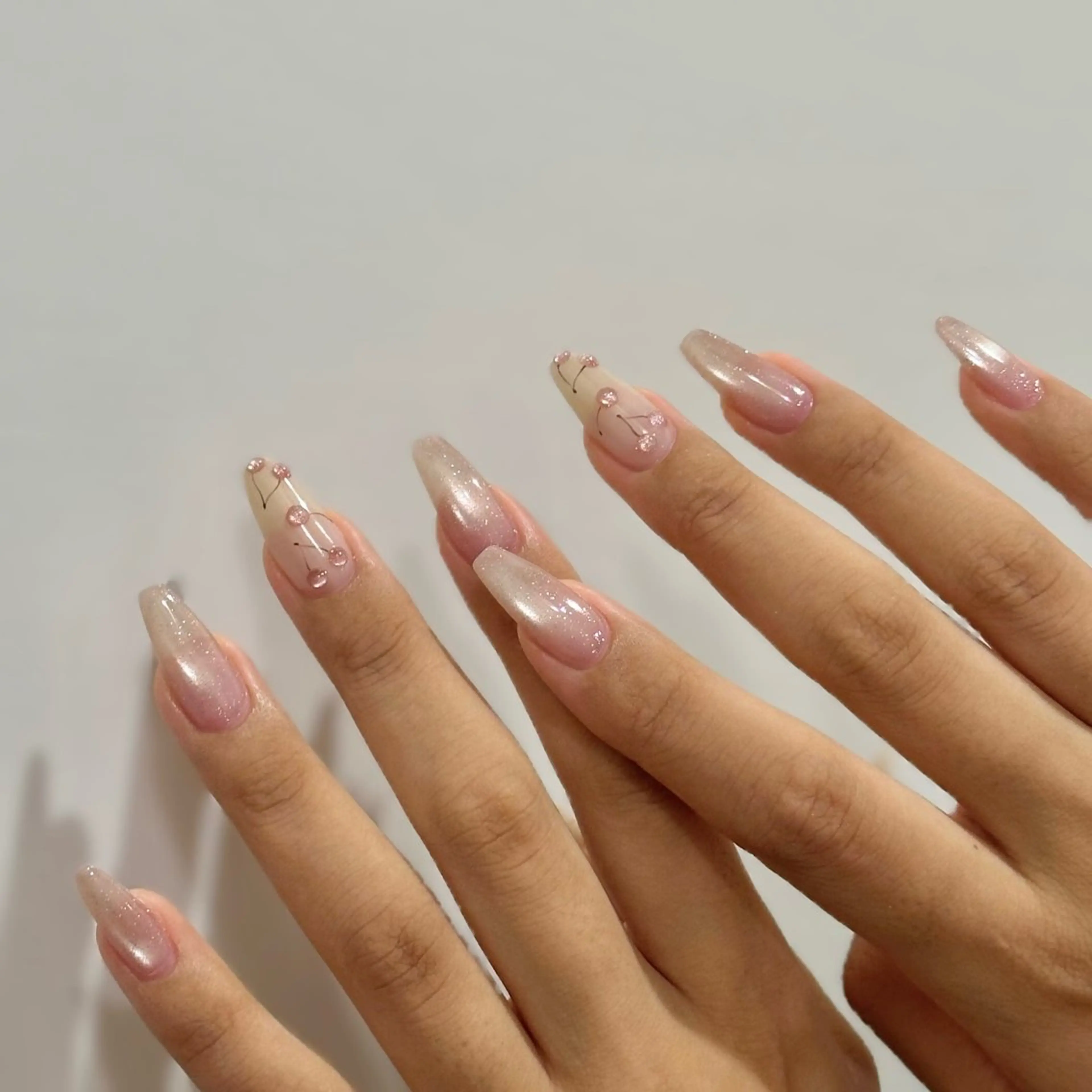 ネイル ハンドネイル reika .のネイルデザイン