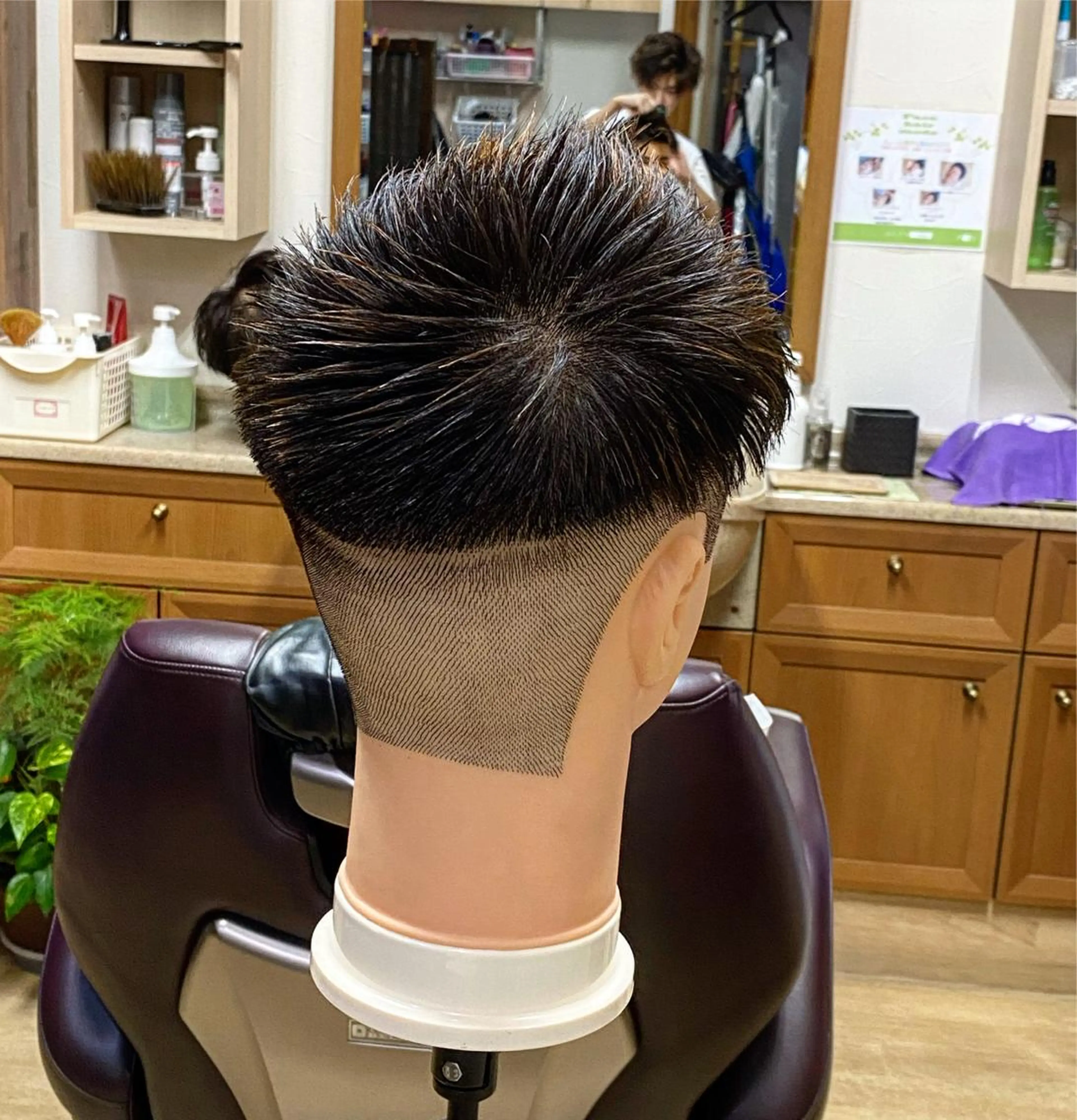 ショート メンズ フェードカット 浅見 天翔のヘアスタイル