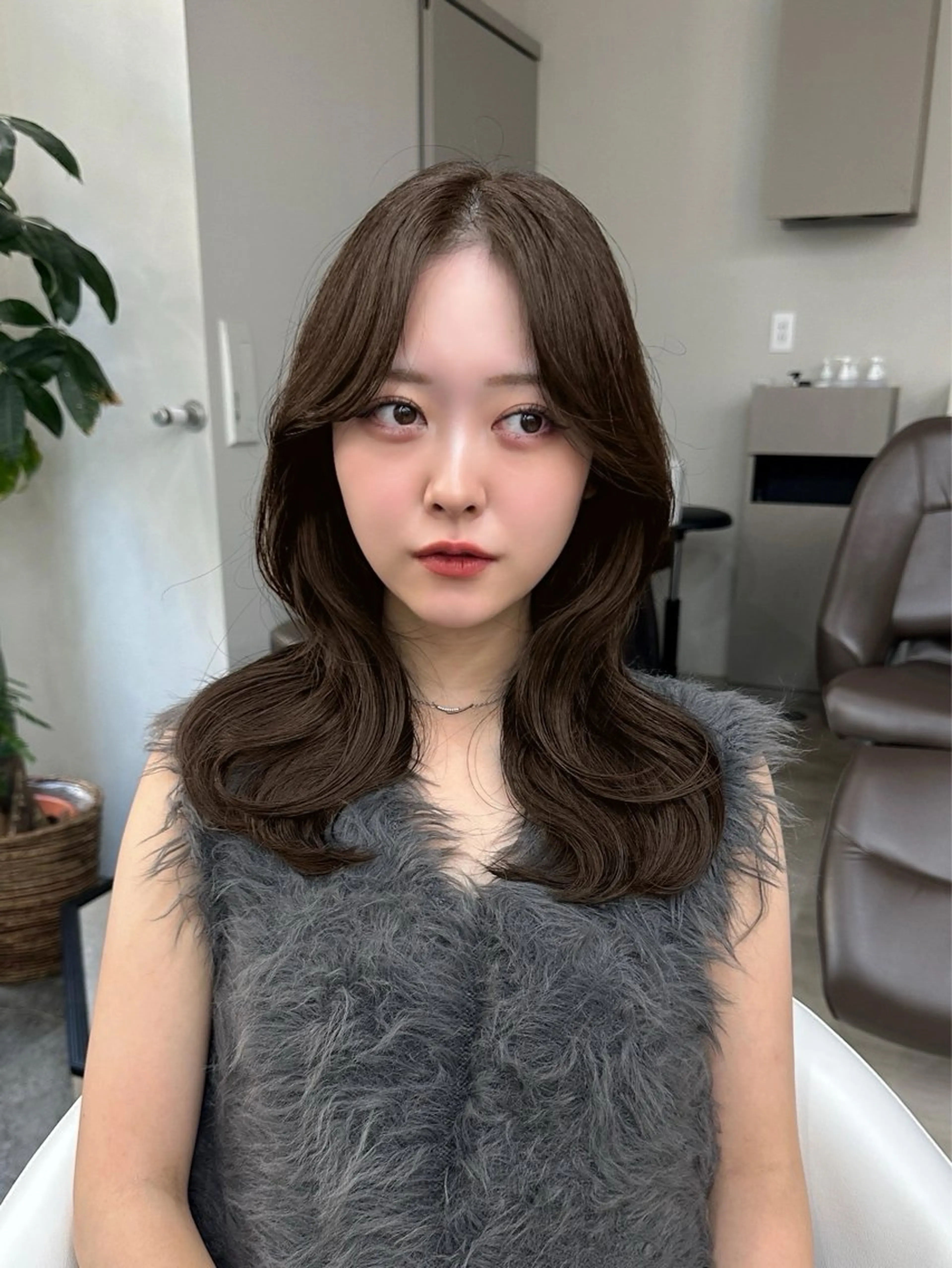 ミディアム Aura所属・丸山 心 / 艶カラーのヘアスタイル