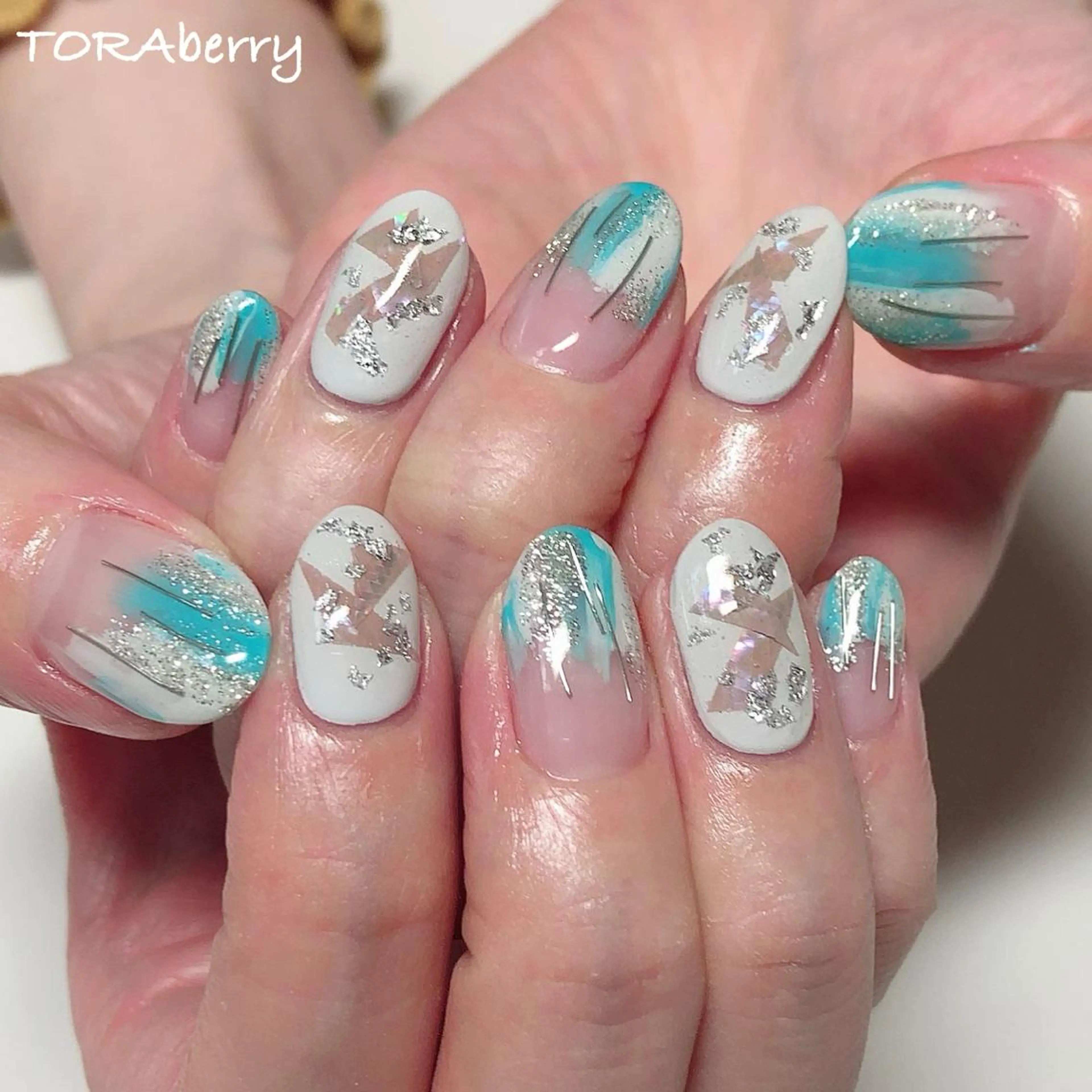 ネイル ニュアンスネイル ハンドネイル ネイリスト なつみのネイルデザイン