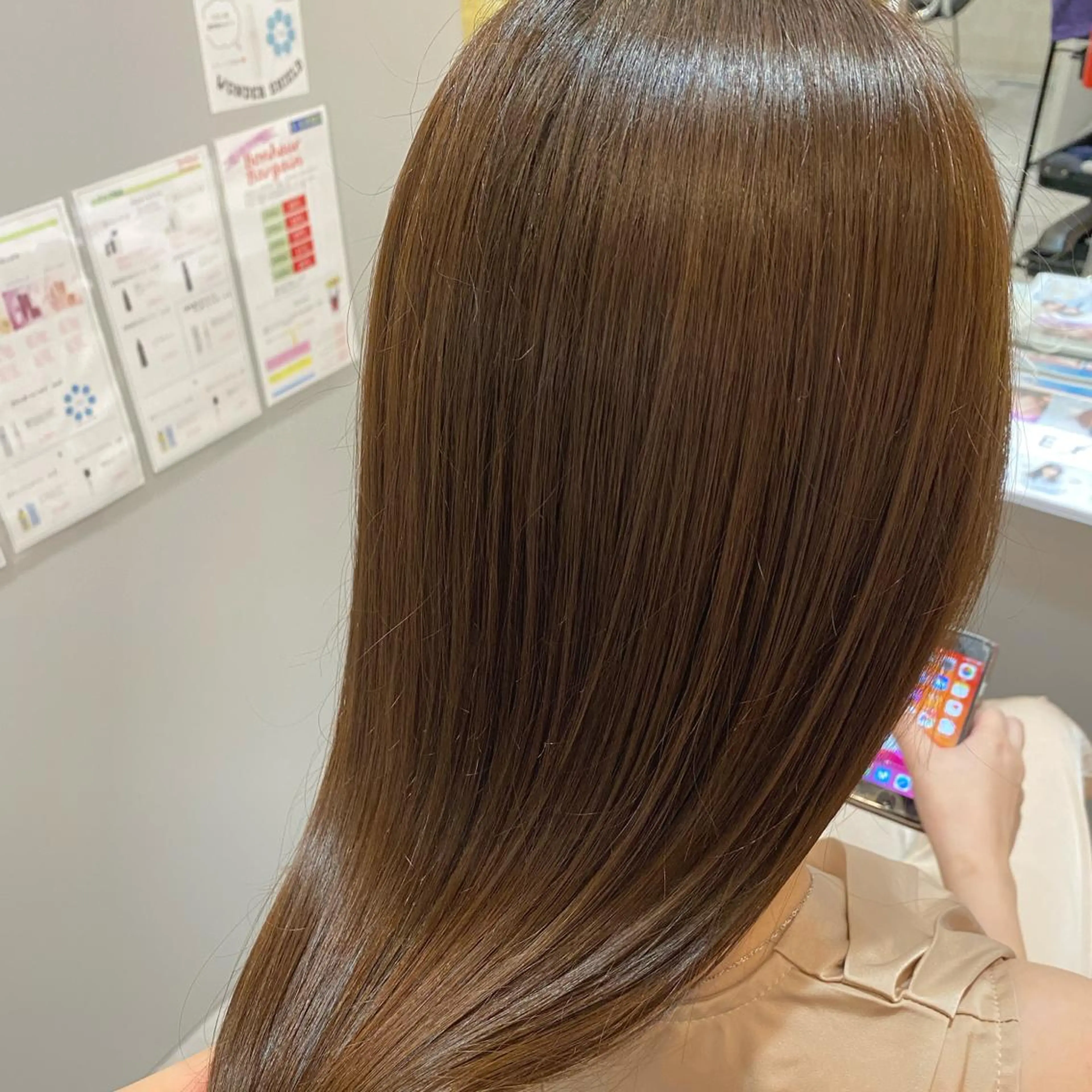 ロング ノンダメージ⭐️ 透明感カラー中田七菜のヘアスタイル