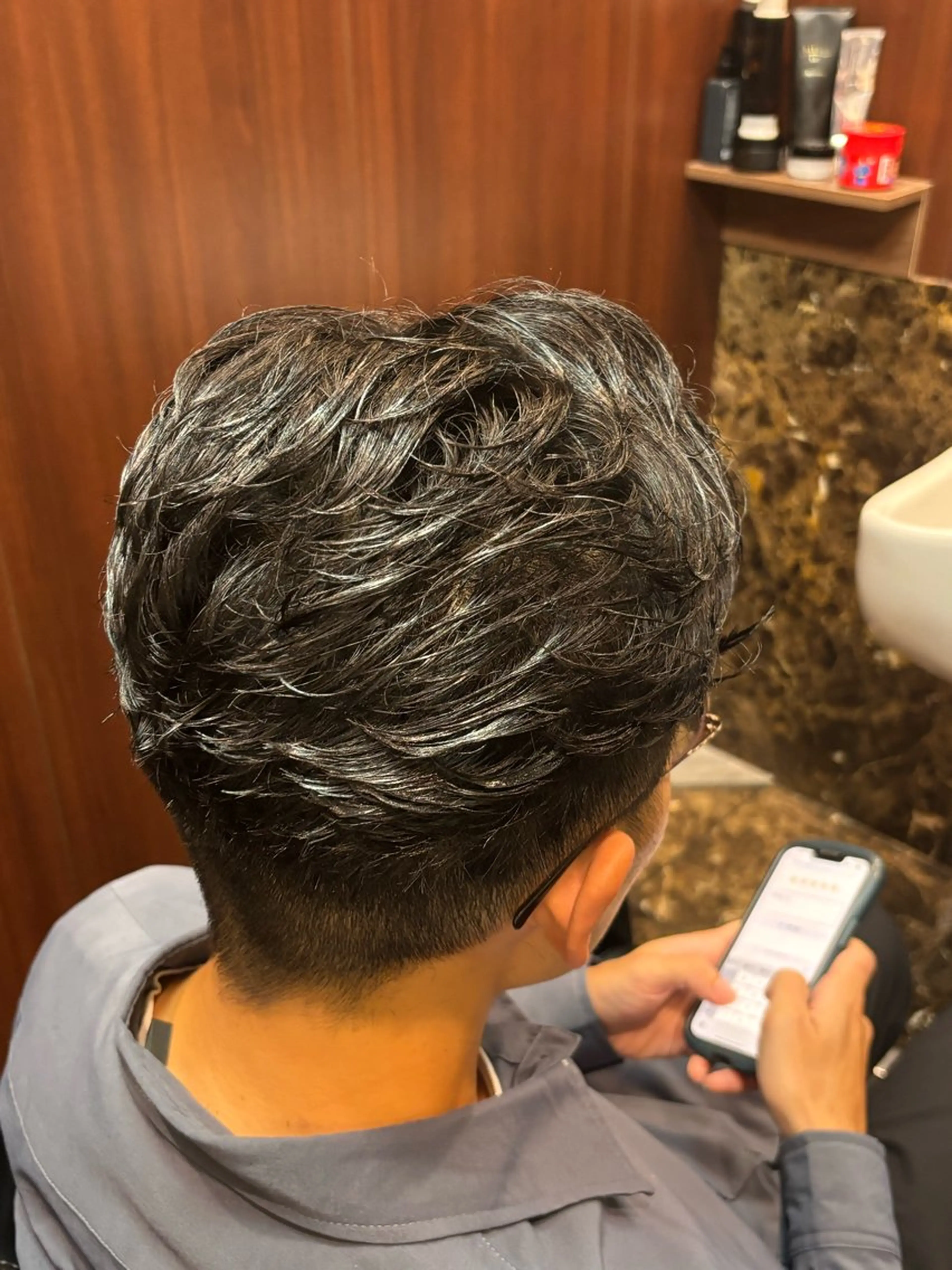 ミディアム メンズ ツーブロック 刈り上げ HIRO GINZA ヘアーサロン新橋銀座口店所属・松橋 海渡のヘアスタイル