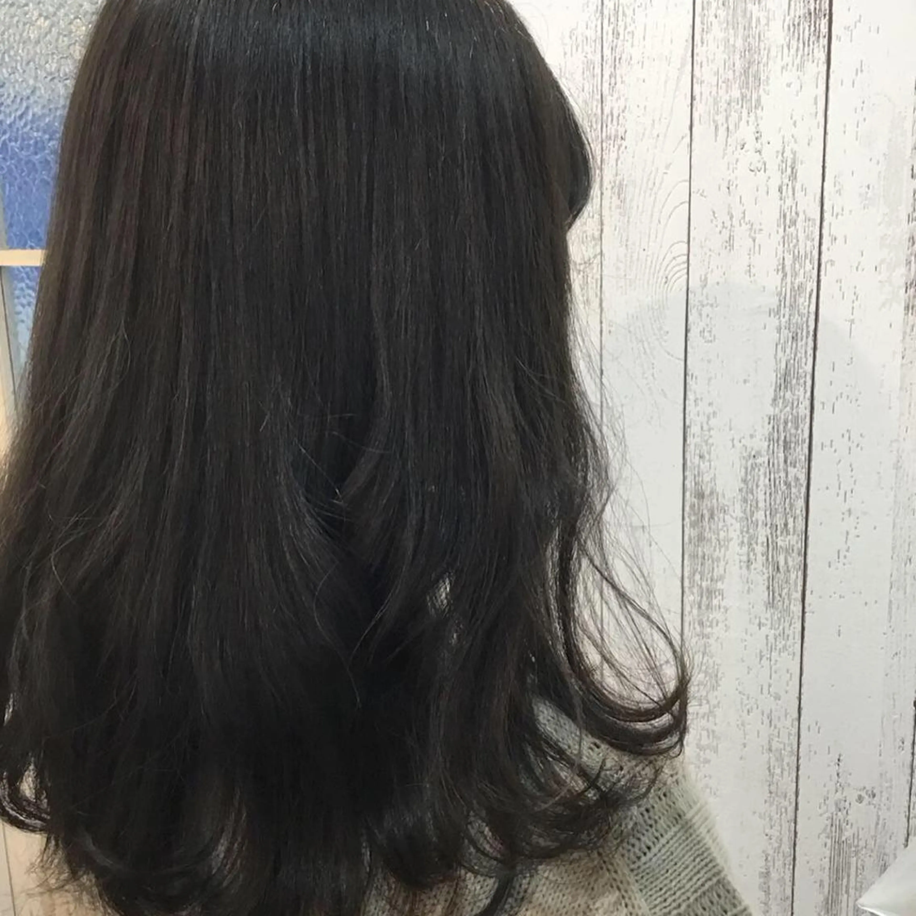 セミロング カラー パーマ embrace エンブレイスのヘアスタイル