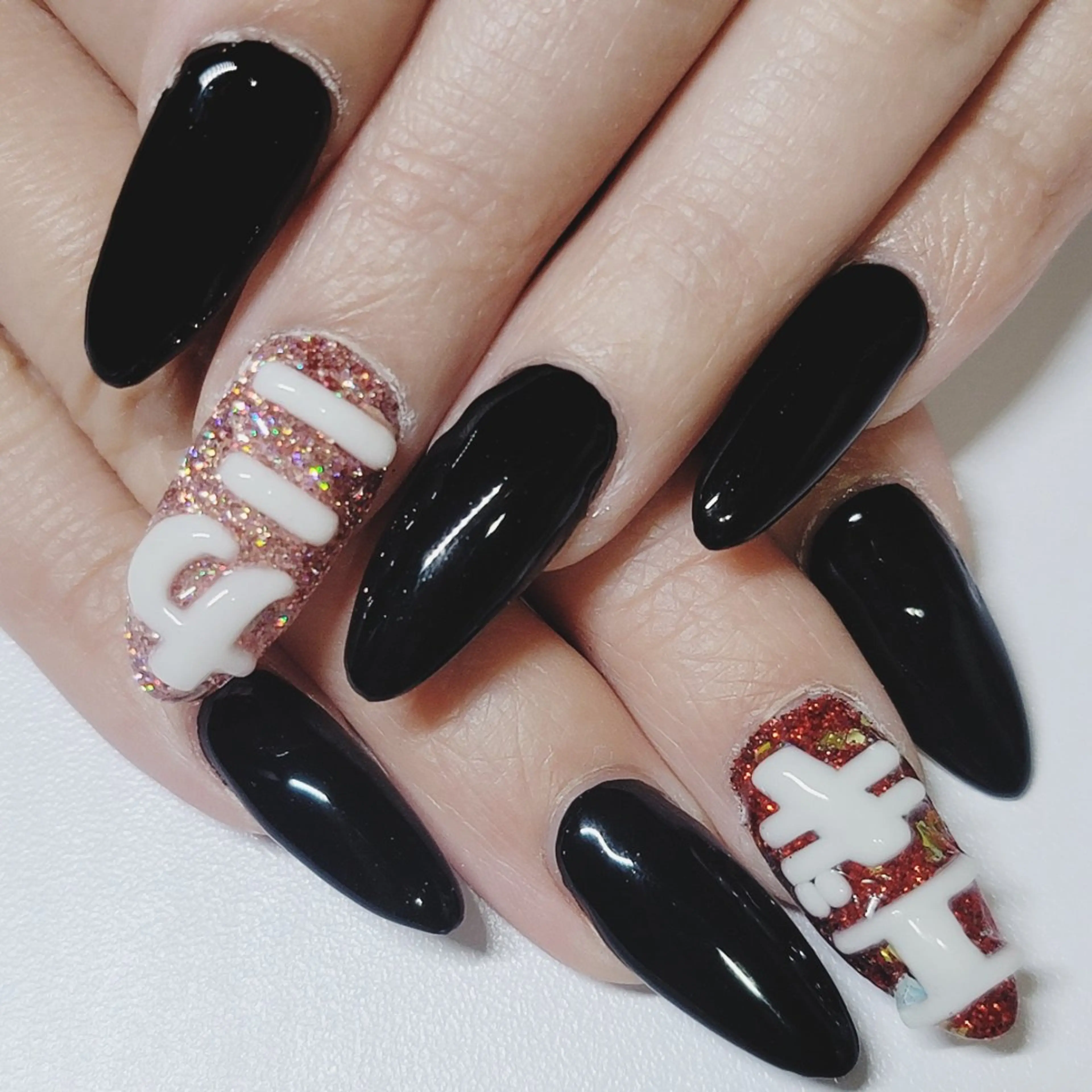 ネイル アートネイル ボルドー ホログラムネイル ラメ(グリッター) ピンク ハンドネイル よしだ ひろきのネイルデザイン