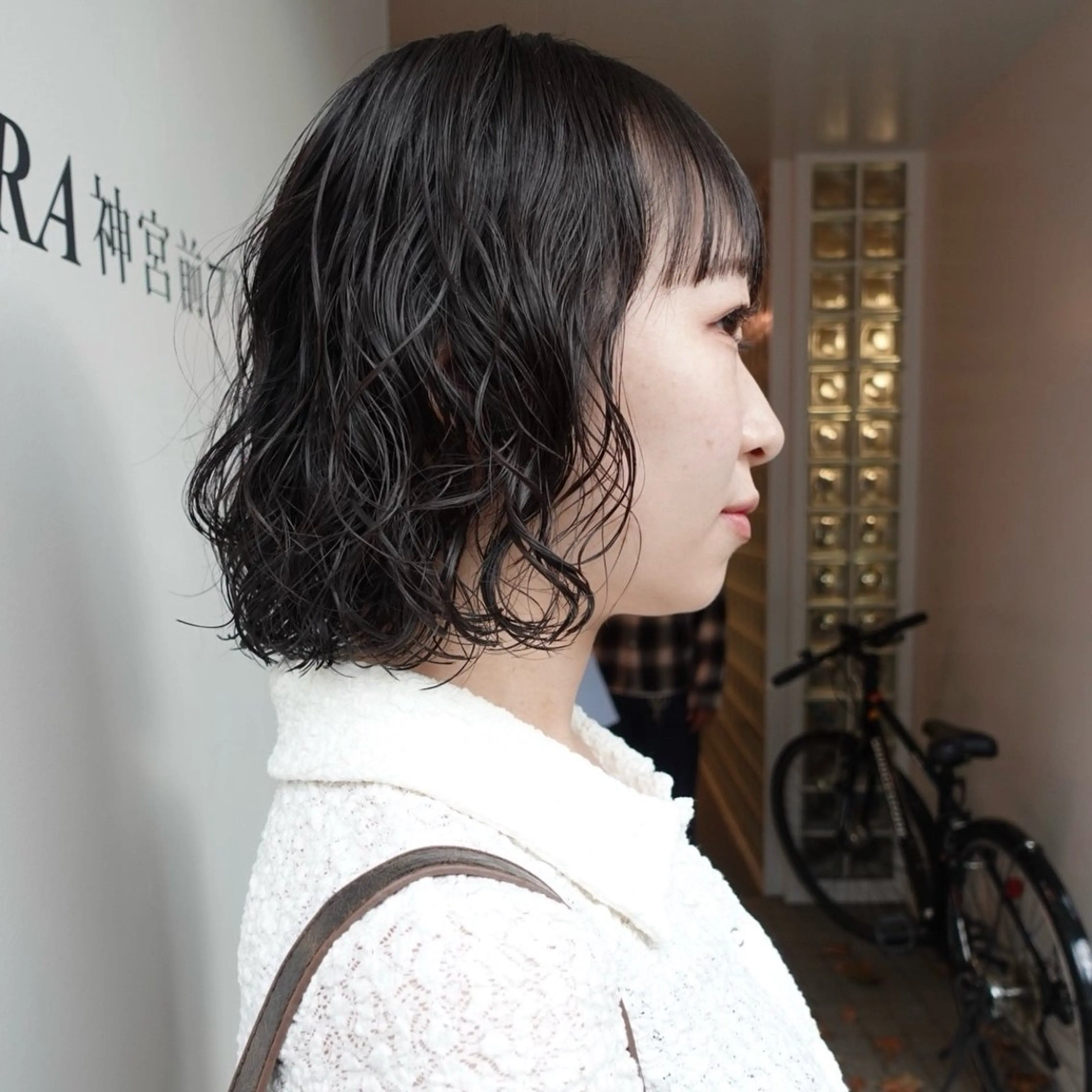 ミディアム パーマ ヘアアレンジ ミディアムパーマ ボブ カット パーマ 🌐サトウ リョウ🌐のヘアスタイル